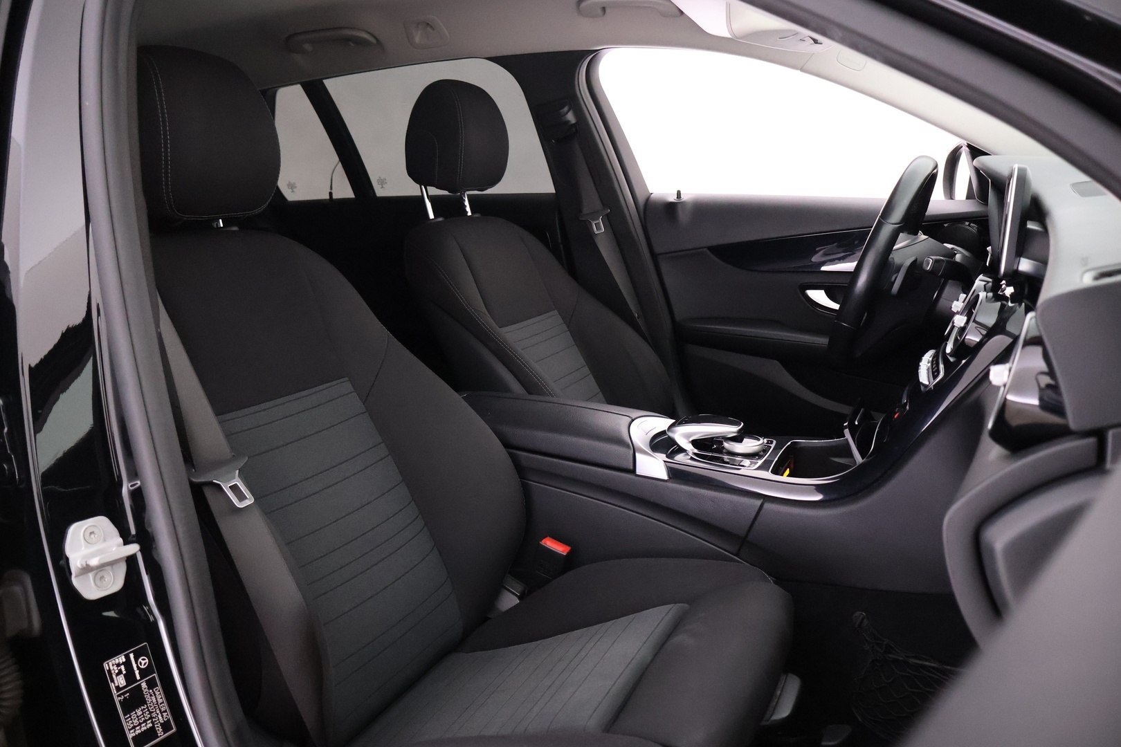 MERCEDES-BENZ C 2016