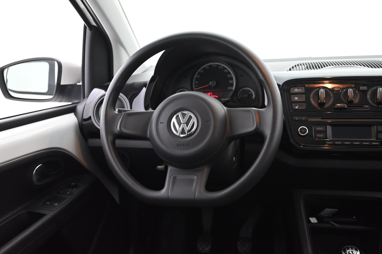 VOLKSWAGEN up! 2015