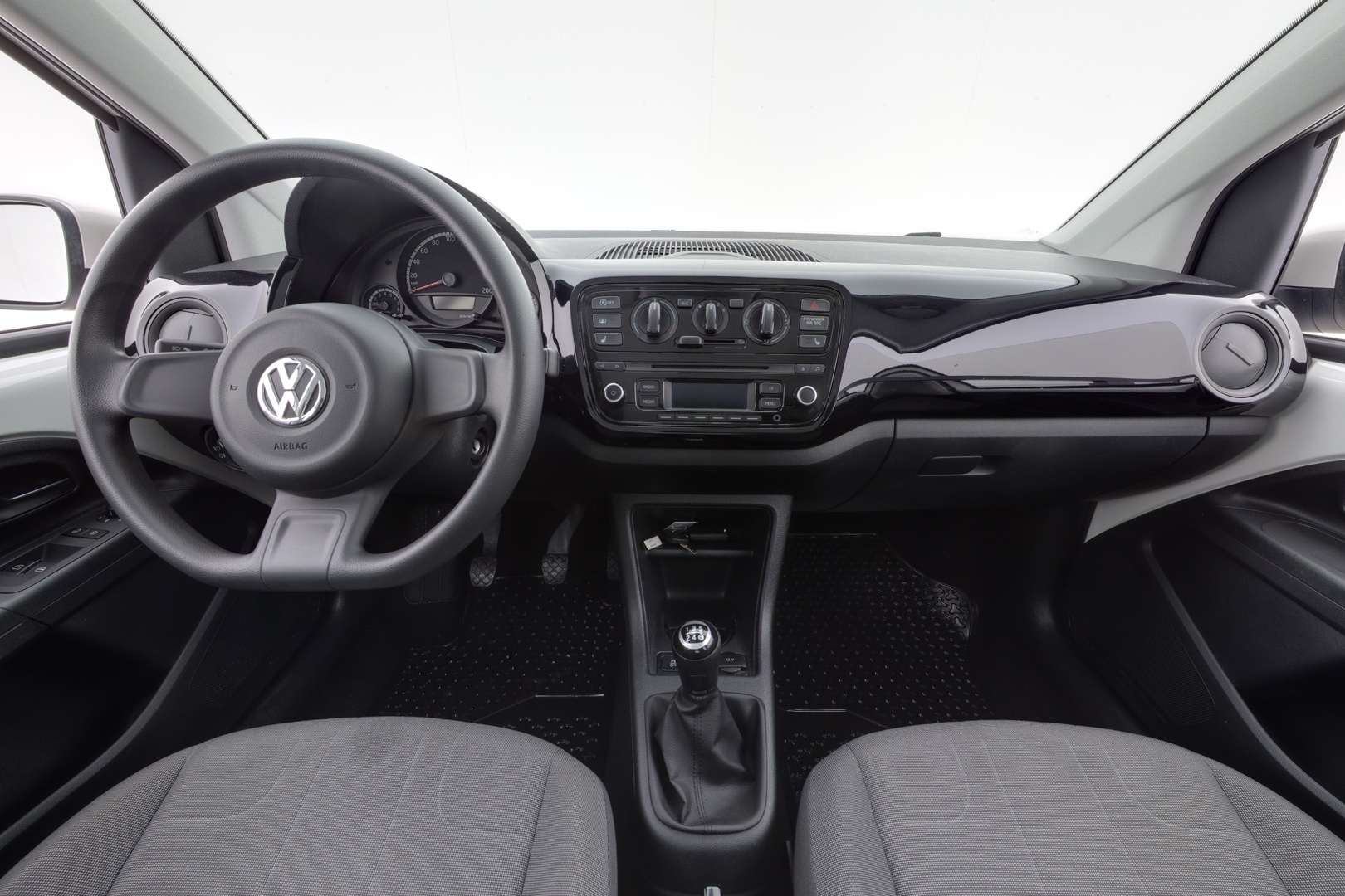 VOLKSWAGEN up! 2015