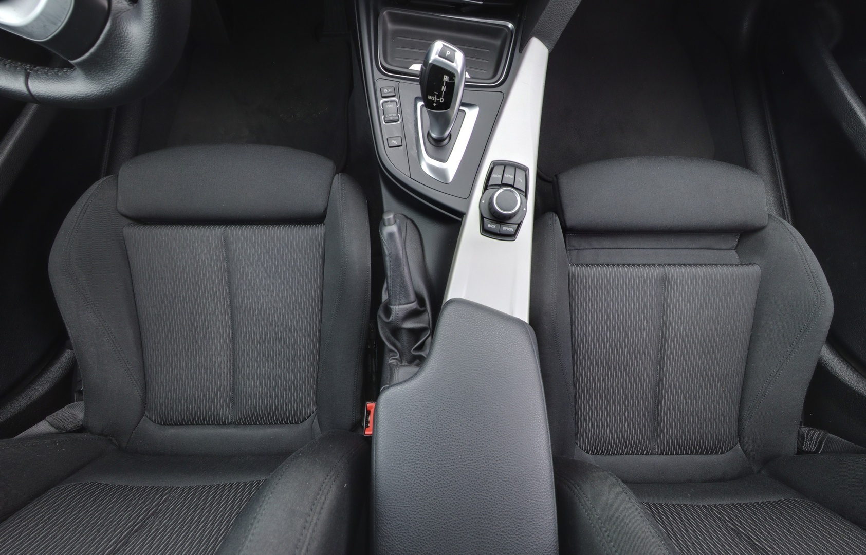 BMW 320 Gran Turismo 2016