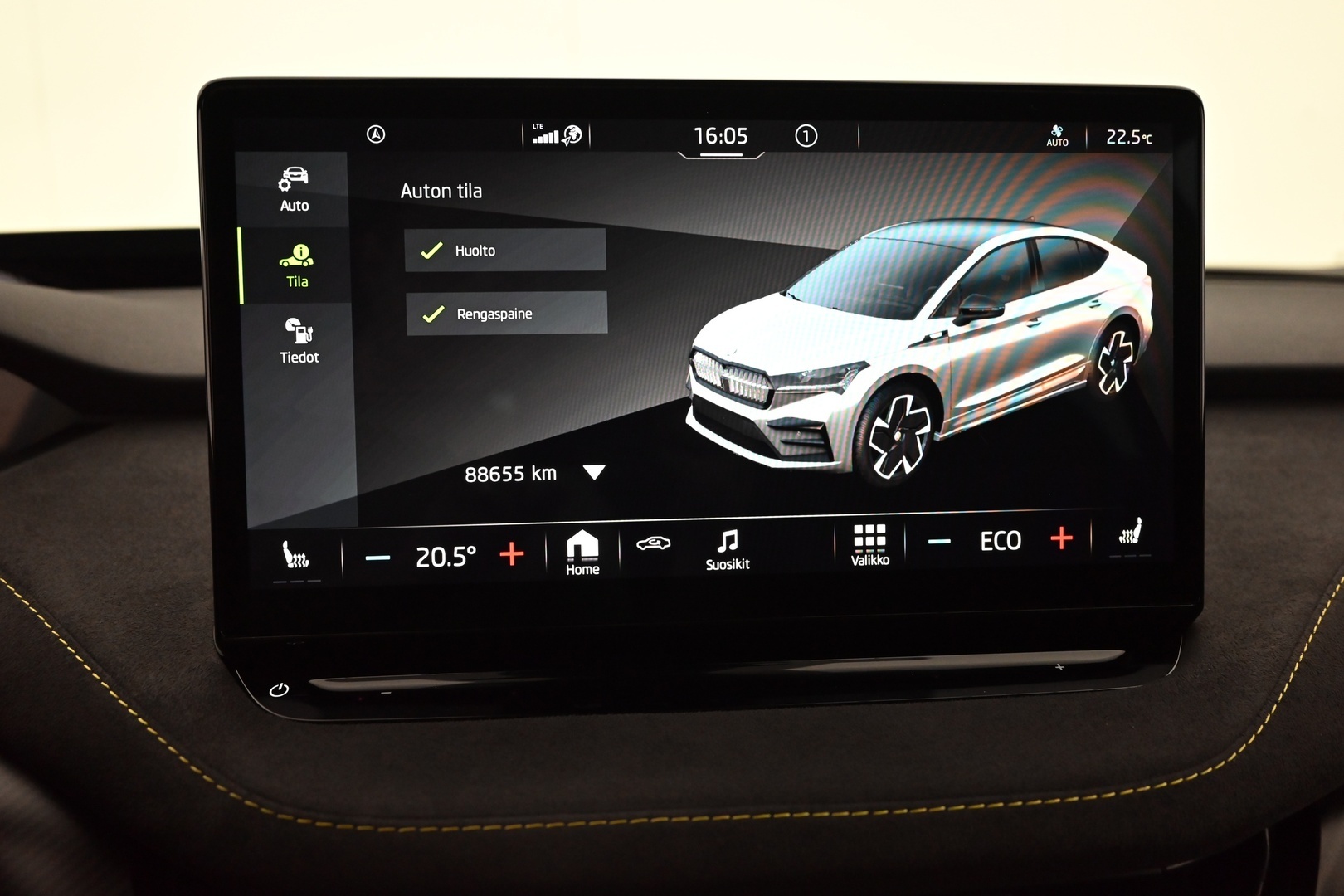 SKODA Enyaq 2022