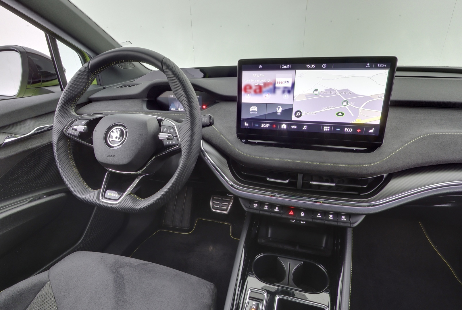 SKODA Enyaq 2022