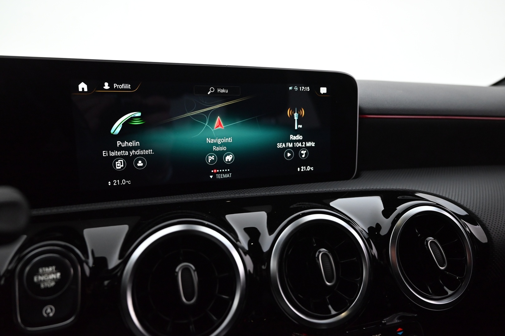MERCEDES-BENZ A 2020