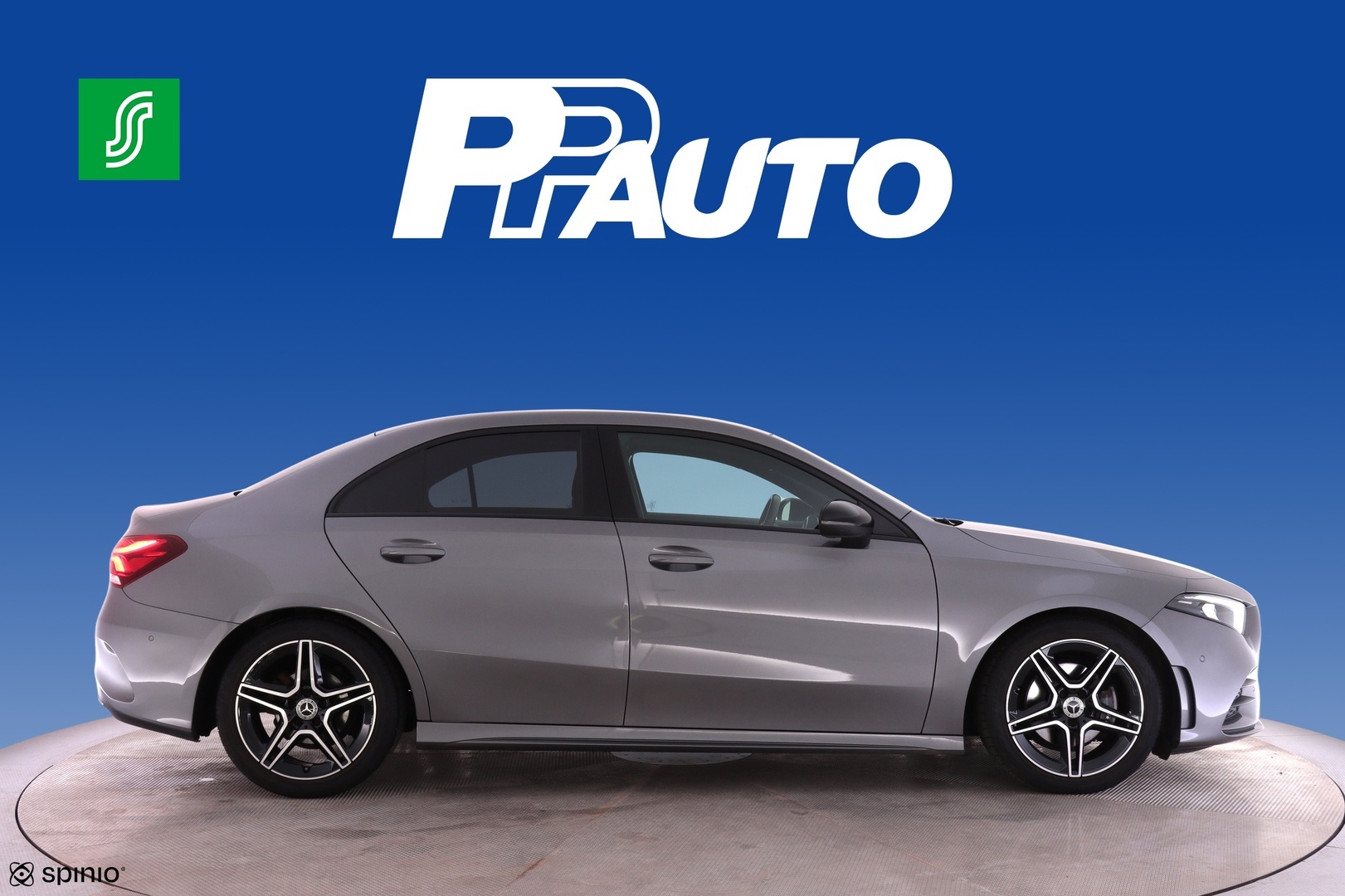 MERCEDES-BENZ A 2020