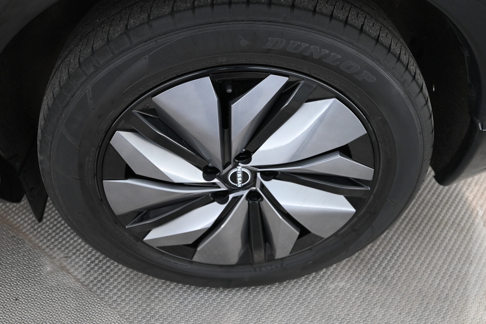 NISSAN Ariya 2023