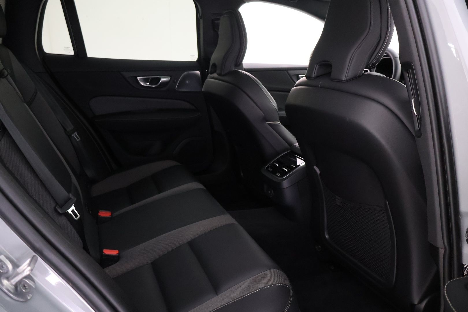 VOLVO V60 Cross Country 2024