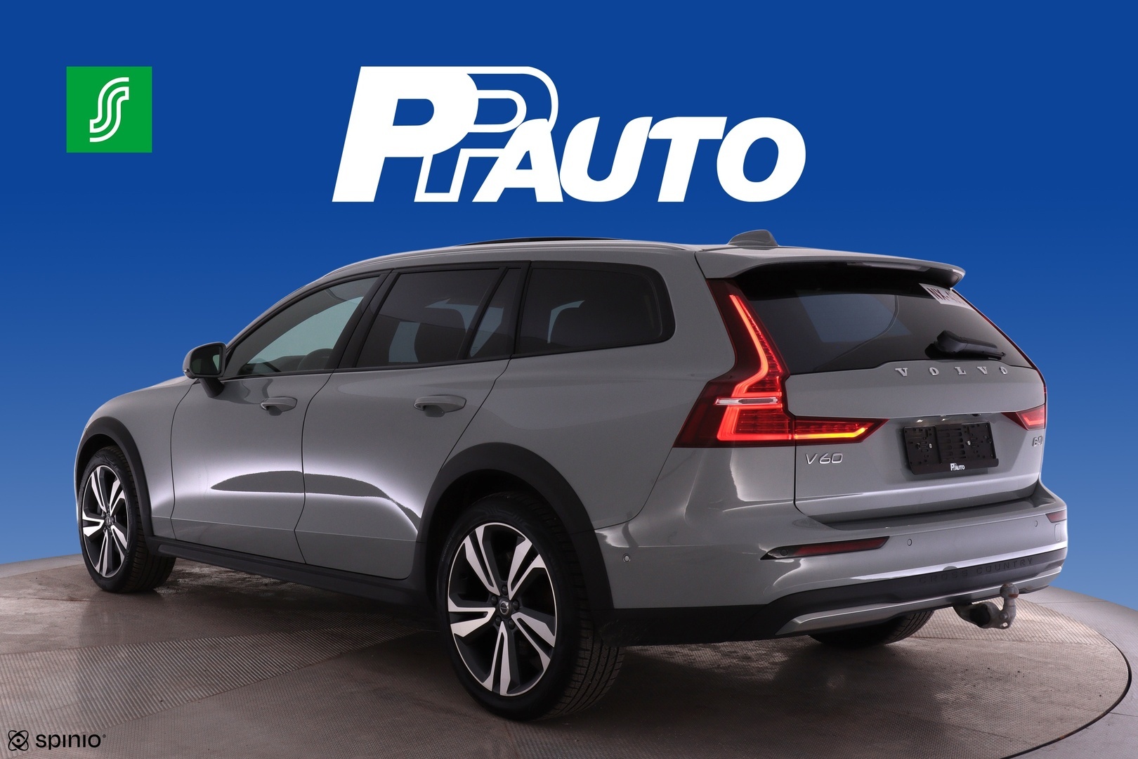 VOLVO V60 Cross Country 2024