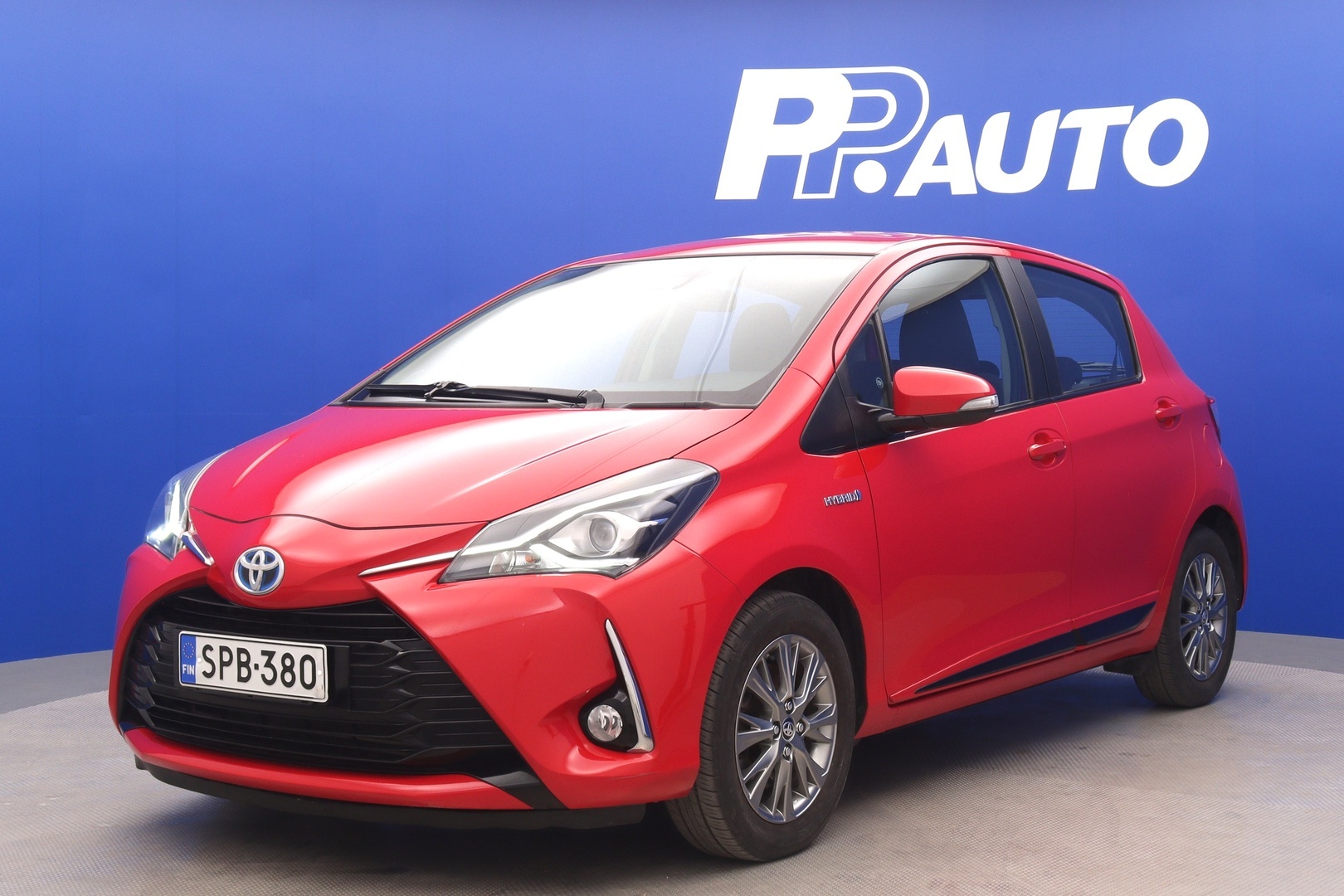 TOYOTA Yaris 2019