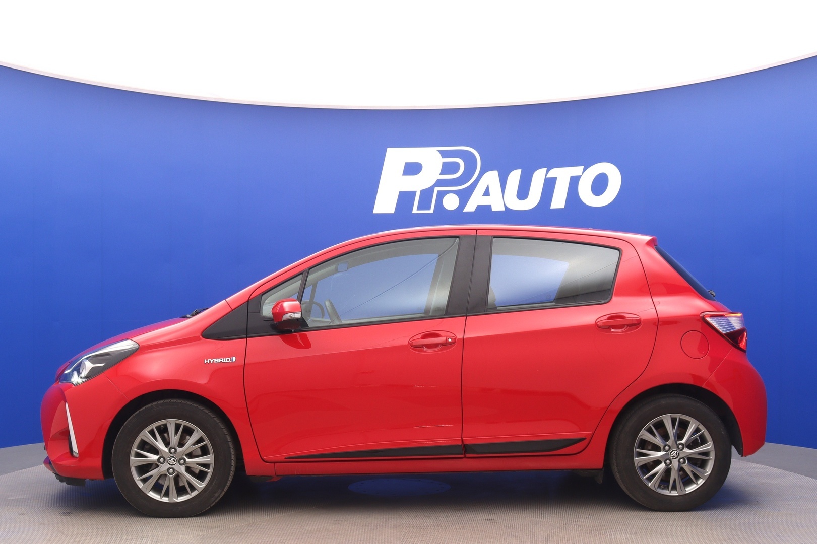 TOYOTA Yaris 2019