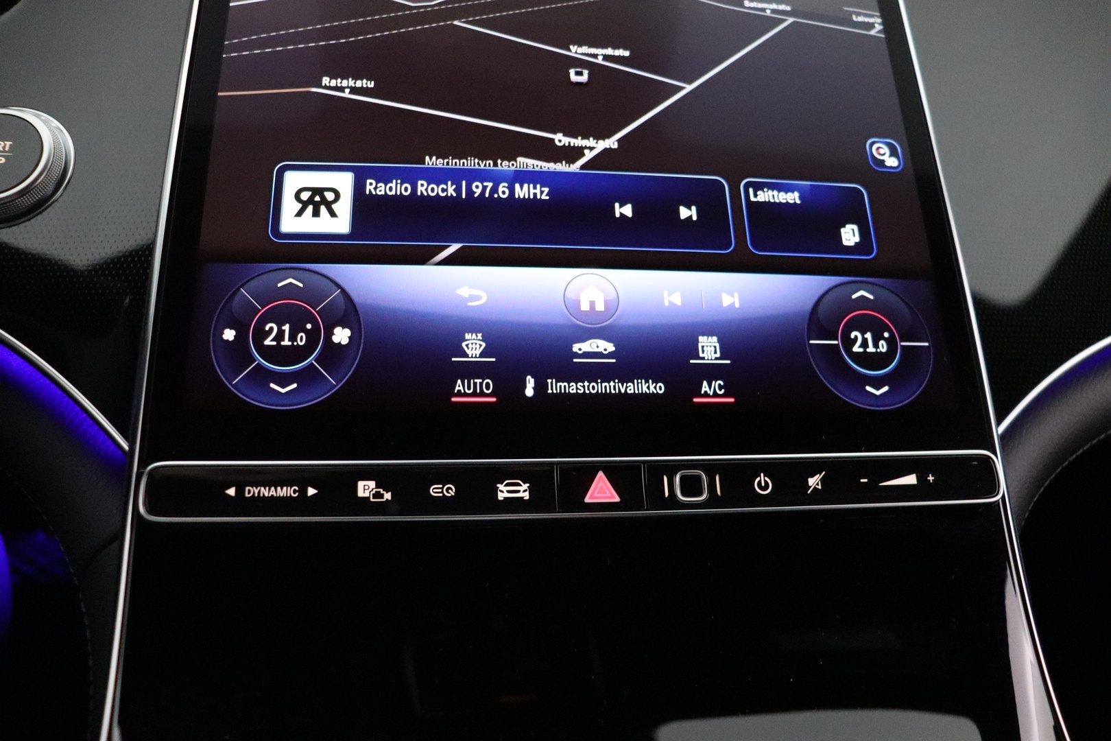 MERCEDES-BENZ EQE 2024