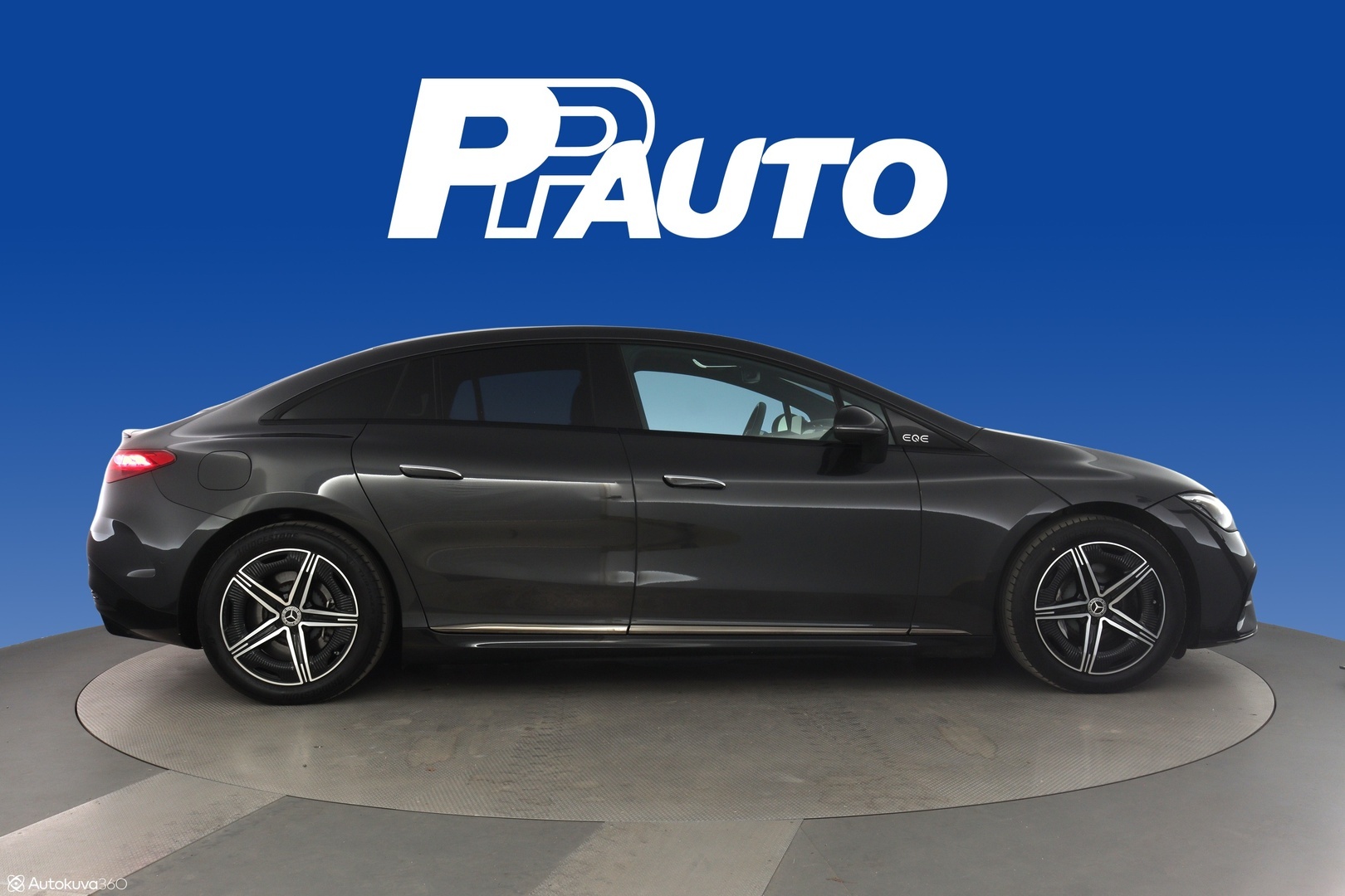 MERCEDES-BENZ EQE 2024