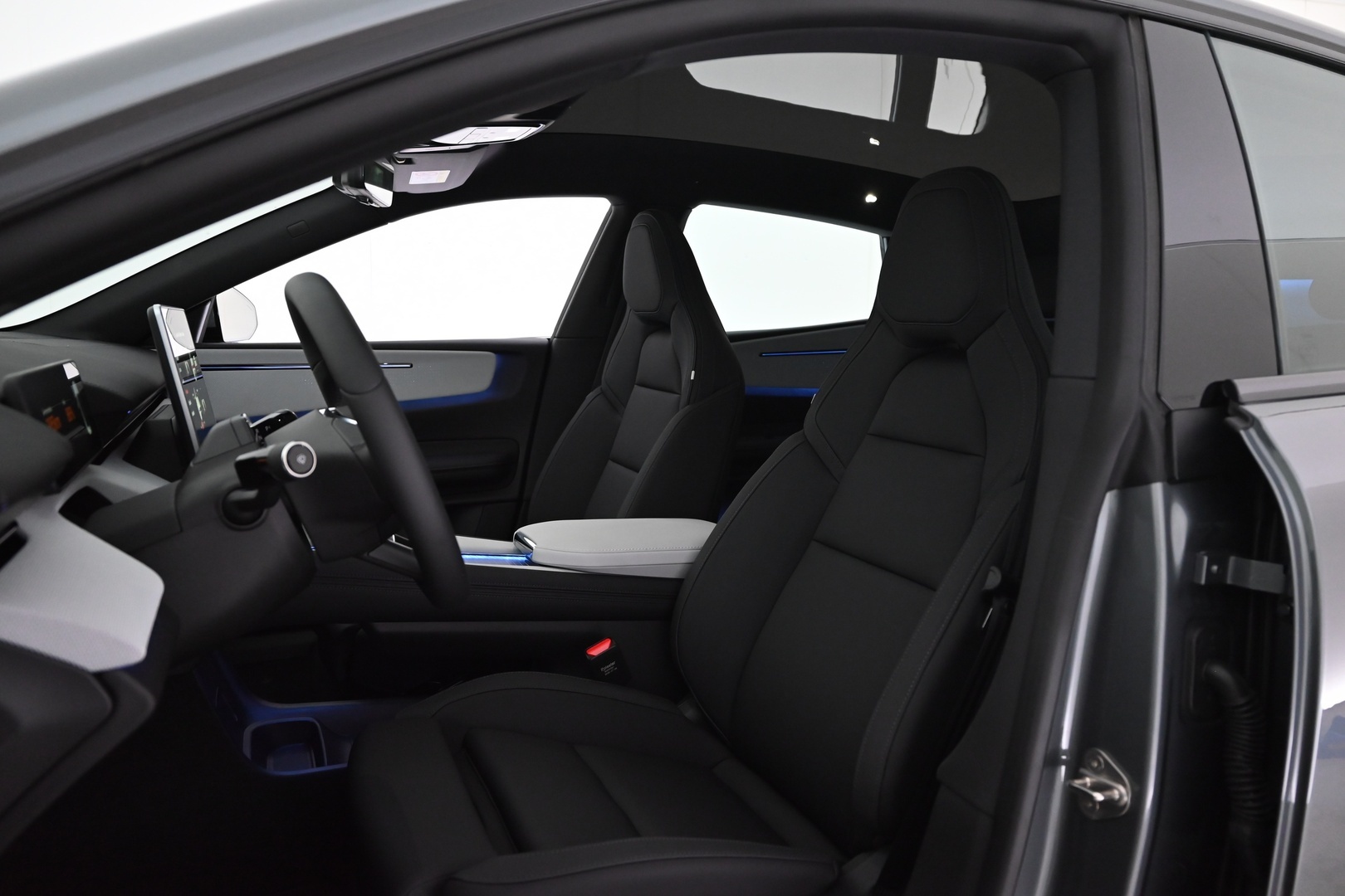 POLESTAR 4 2026