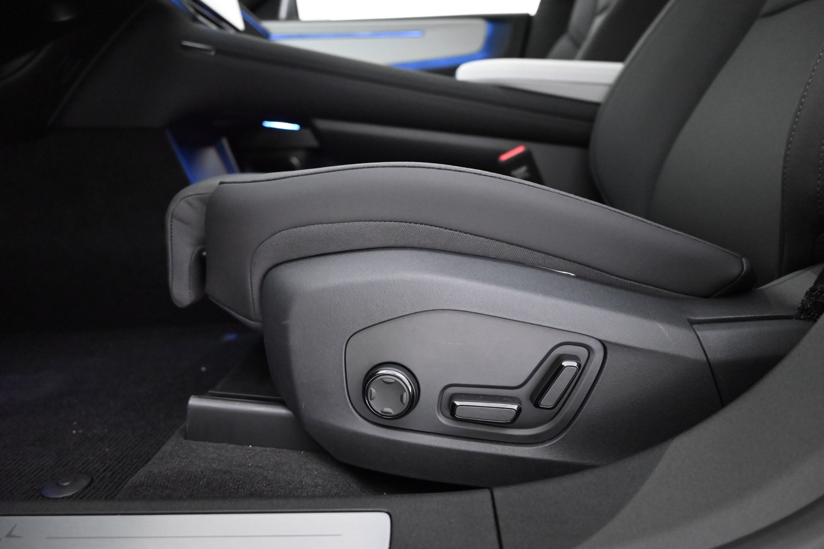 POLESTAR 4 2026