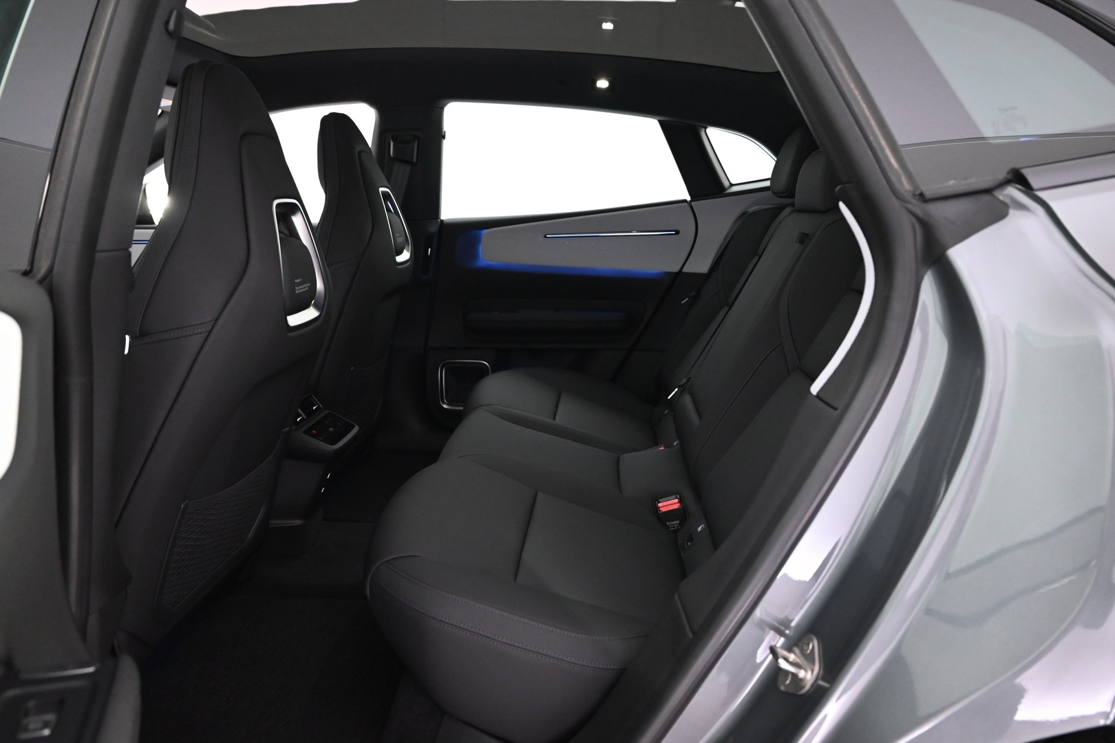 POLESTAR 4 2026