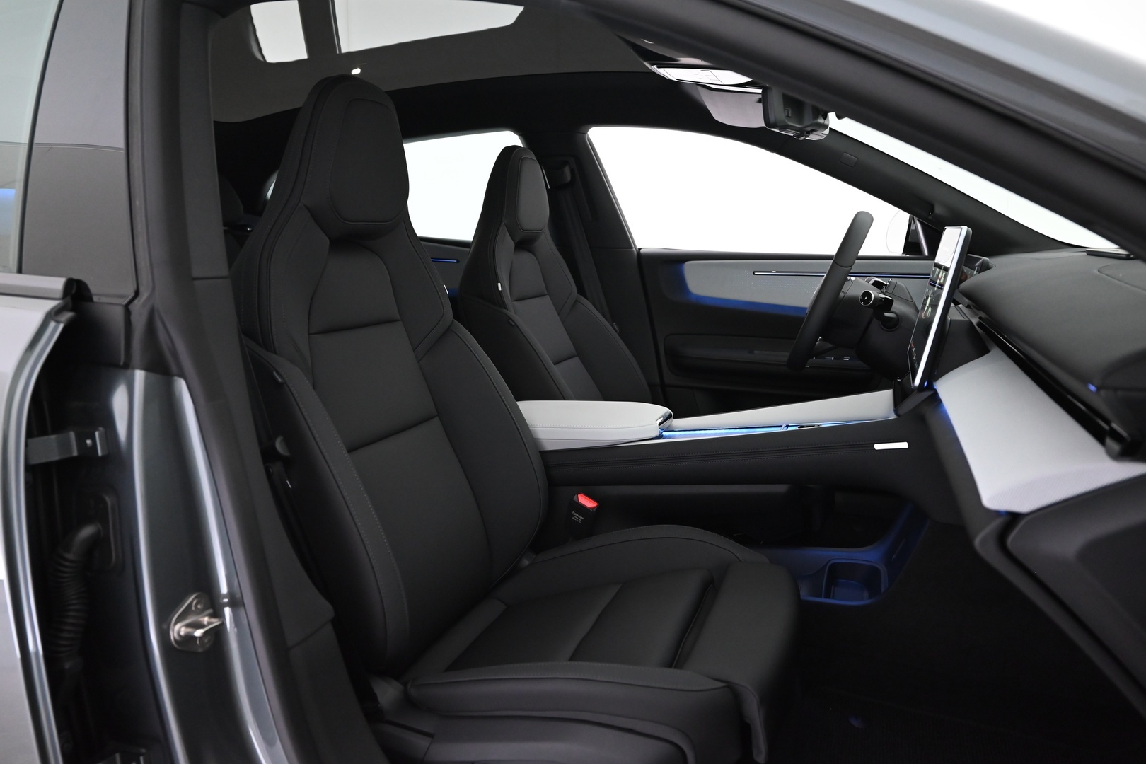POLESTAR 4 2026