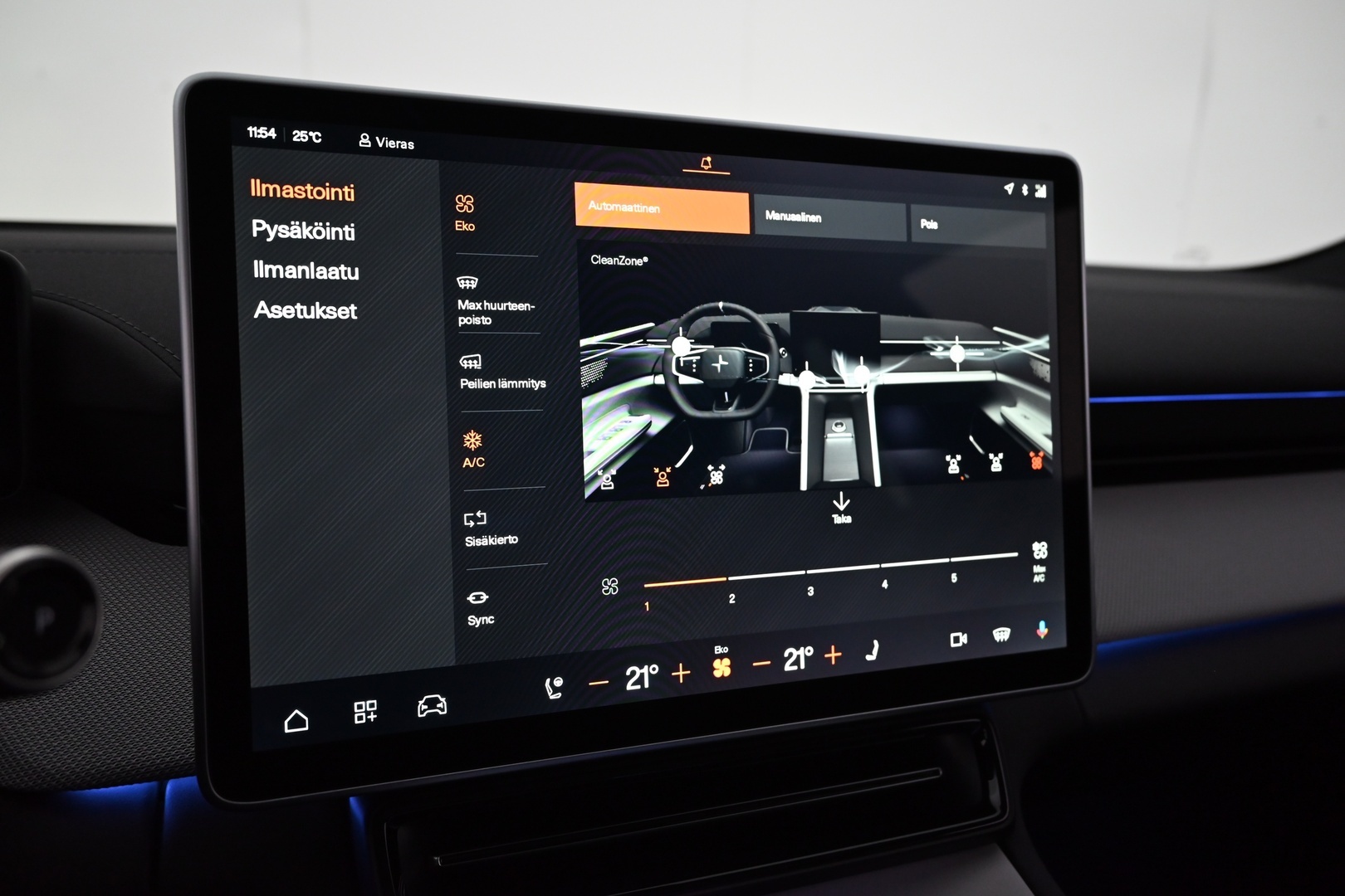 POLESTAR 4 2026