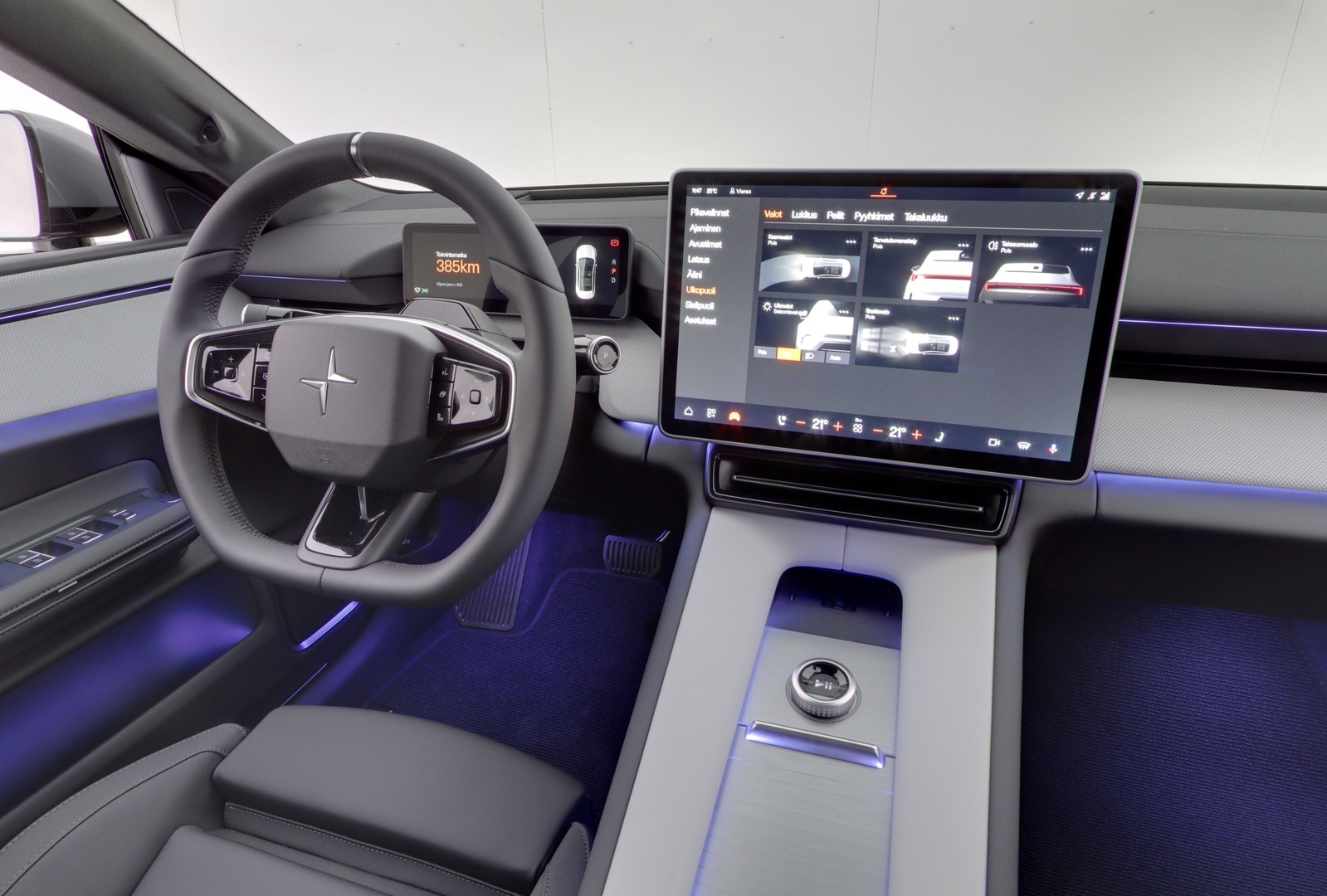POLESTAR 4 2026