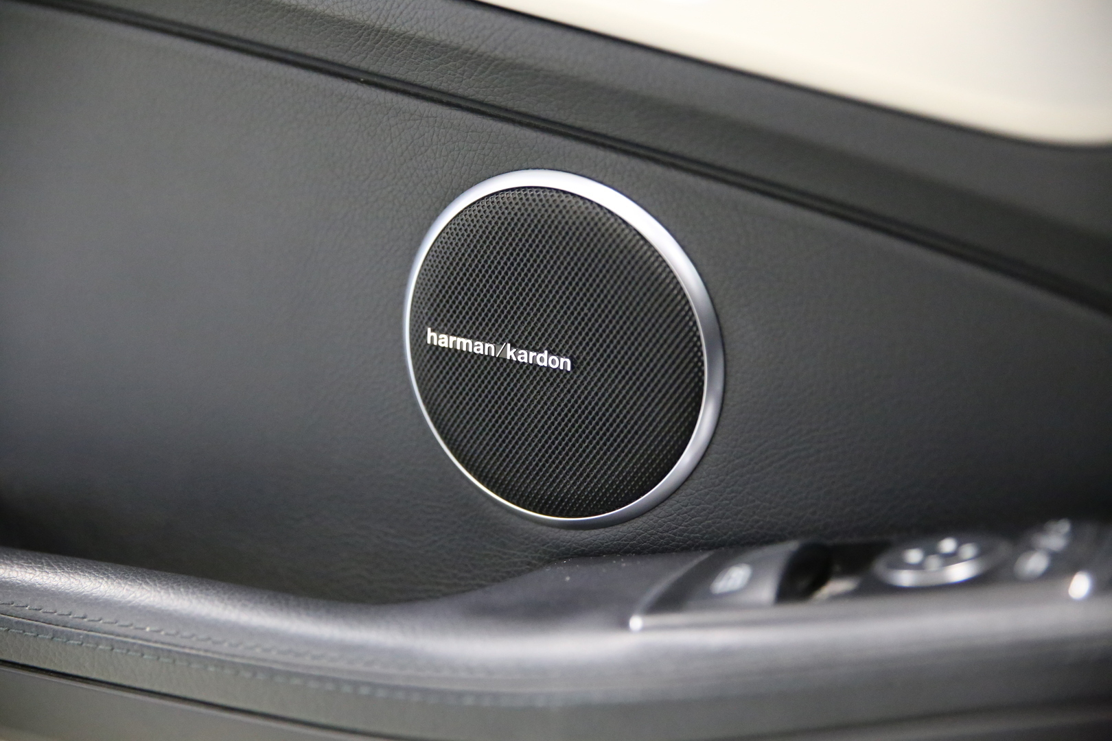 MERCEDES-BENZ SLK 2011