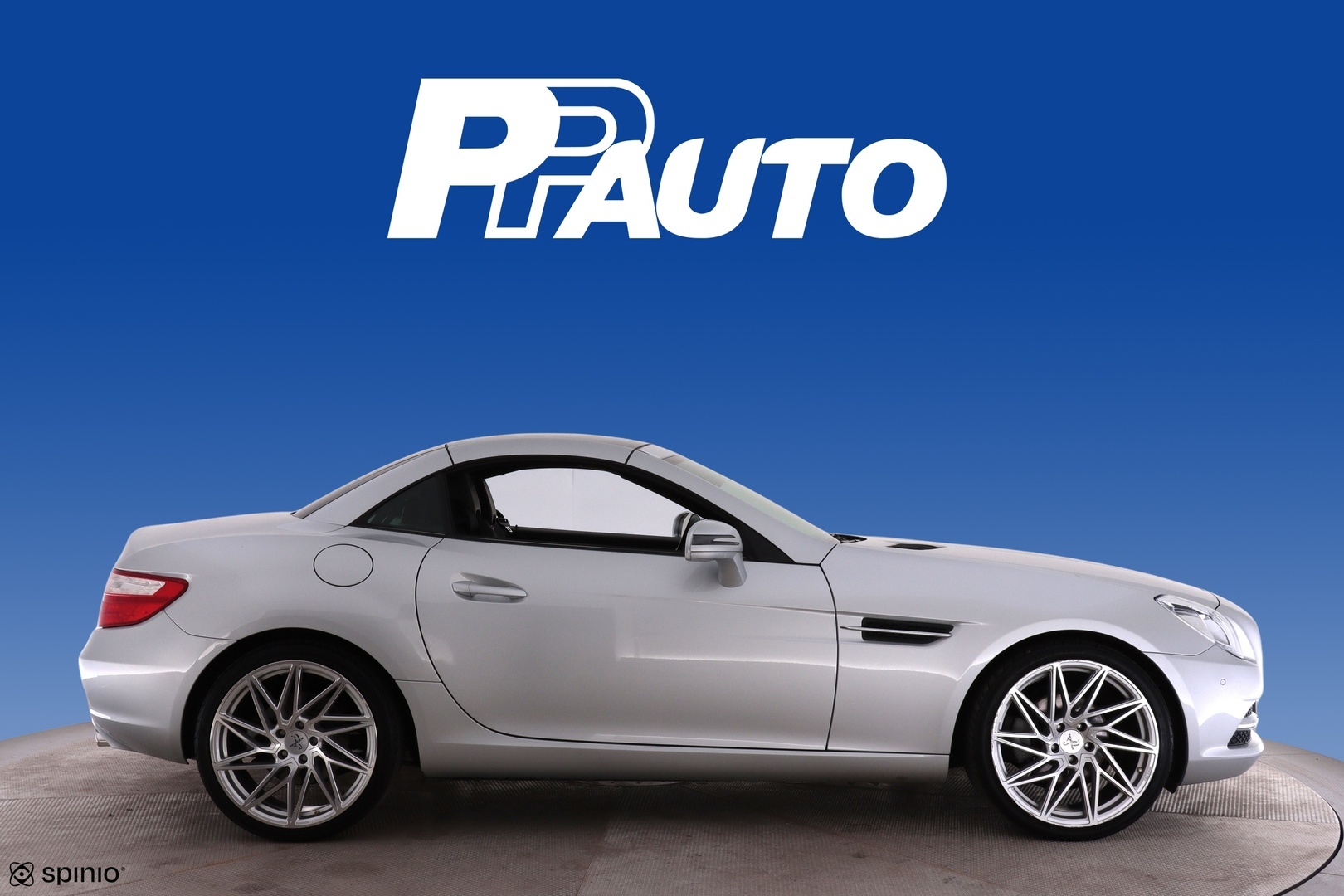 MERCEDES-BENZ SLK 2011