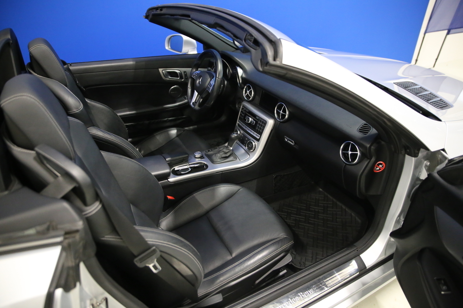 MERCEDES-BENZ SLK 2011