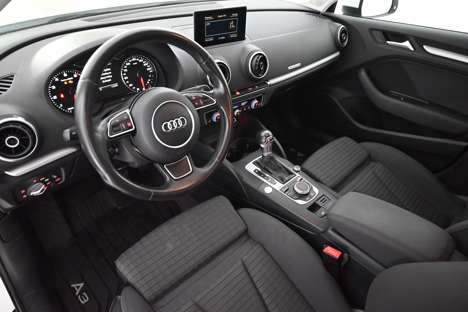 AUDI A3 2015