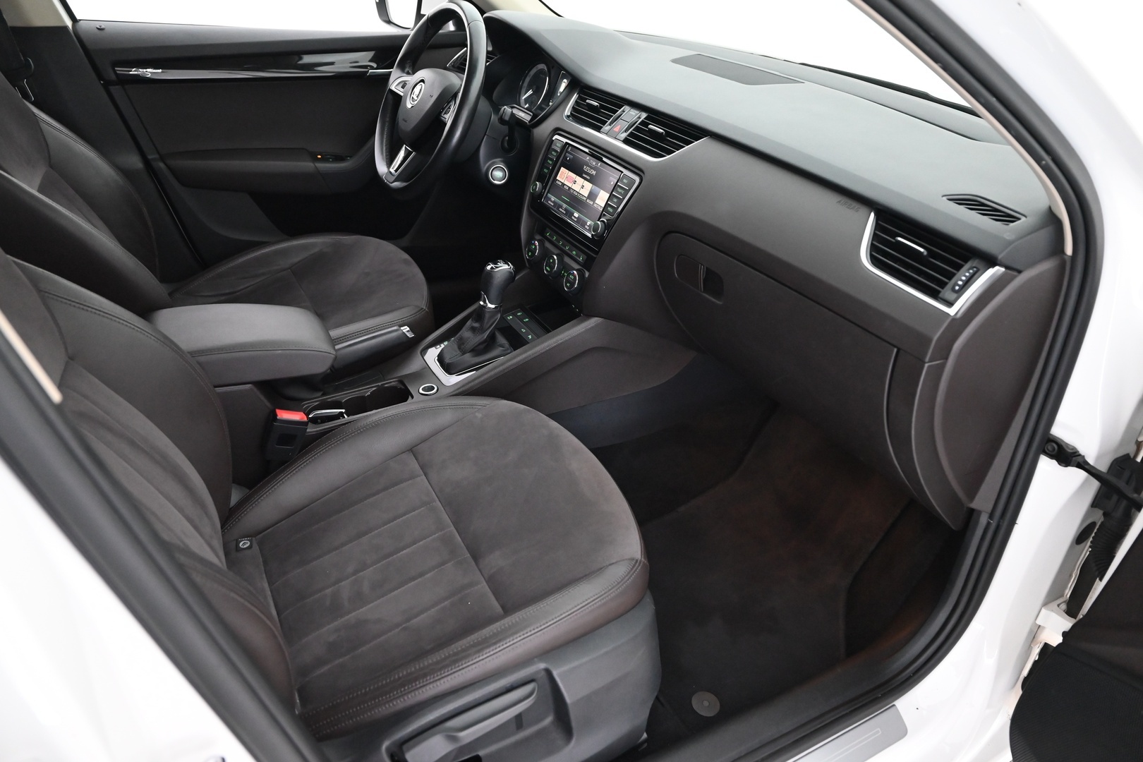 SKODA Octavia 2016