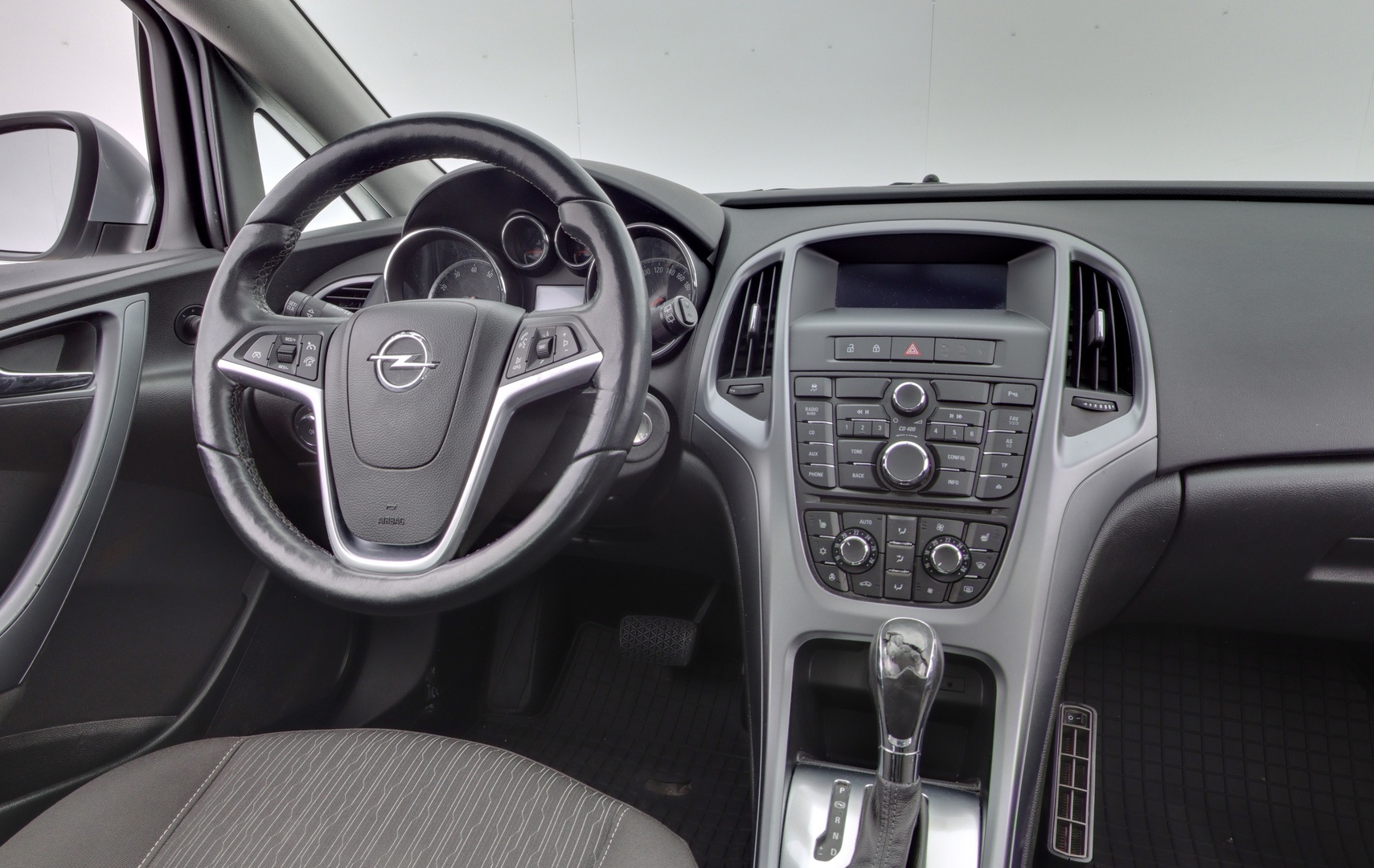 OPEL Astra 2013