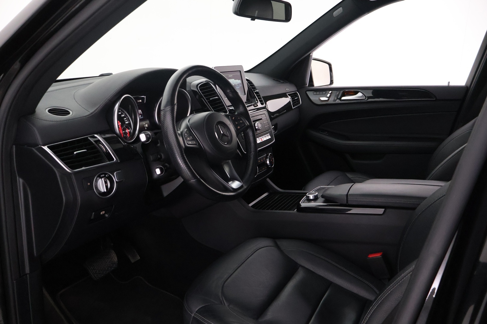 MERCEDES-BENZ GLS 2016