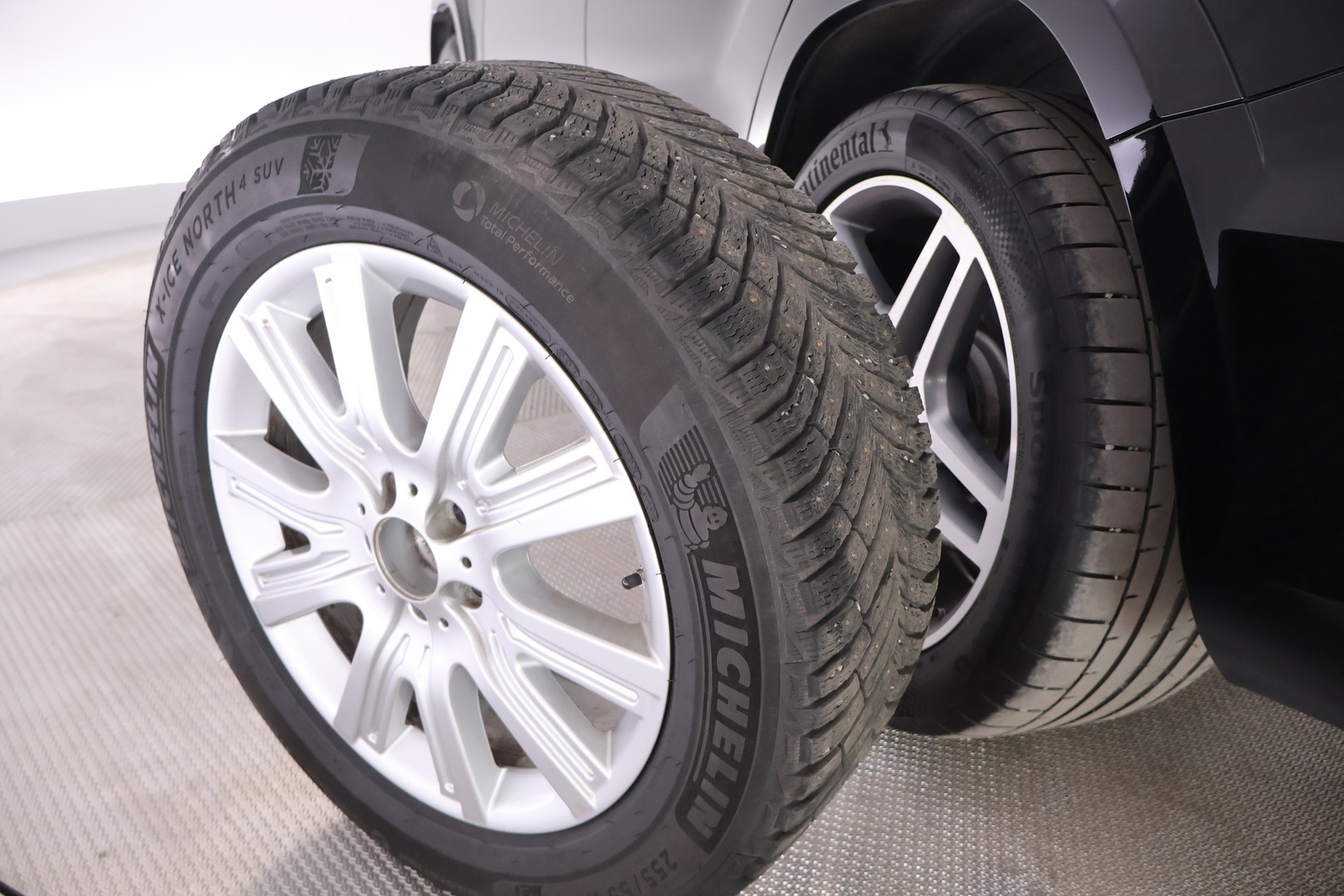 MERCEDES-BENZ GLS 2016