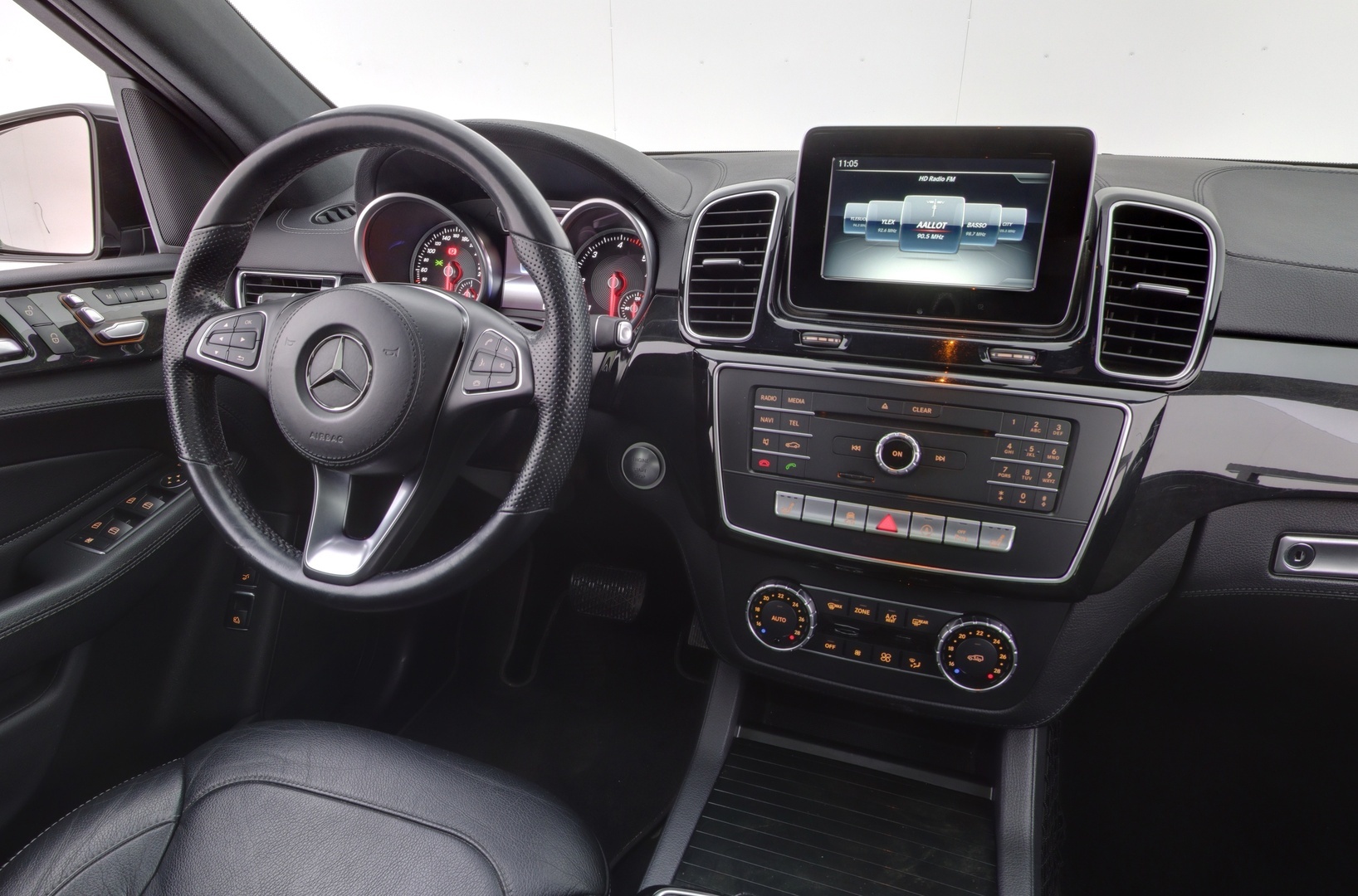 MERCEDES-BENZ GLS 2016