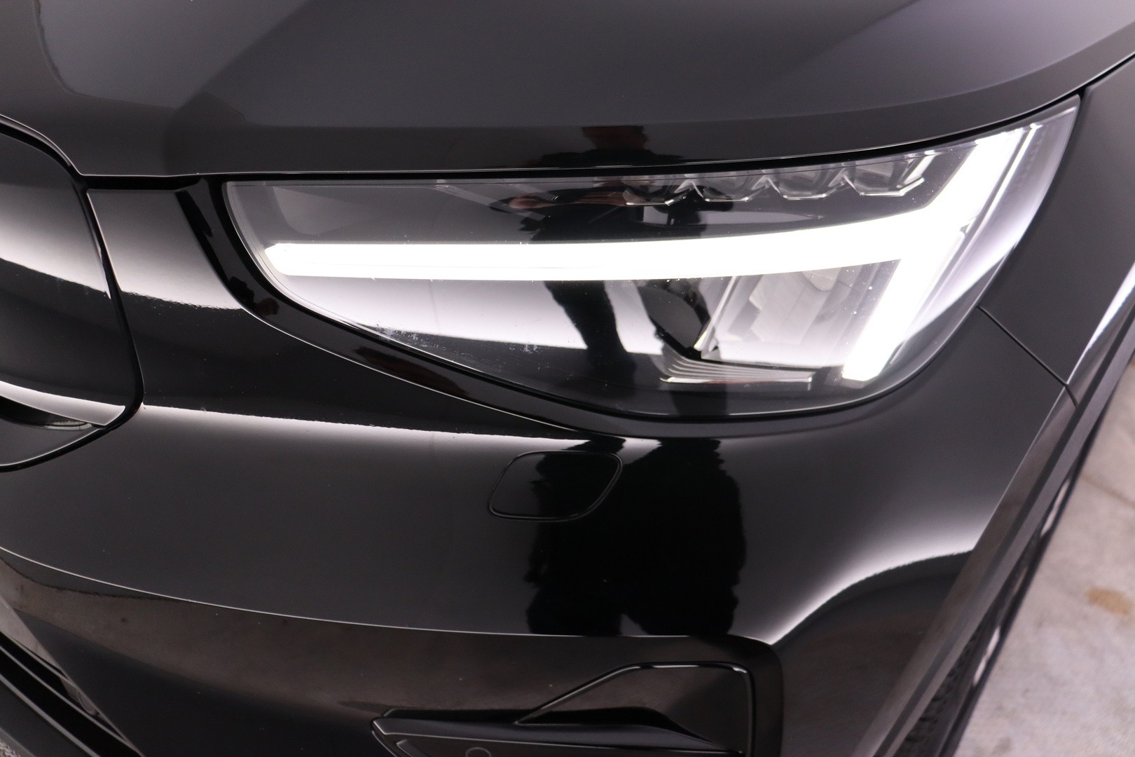 VOLVO XC40 2023