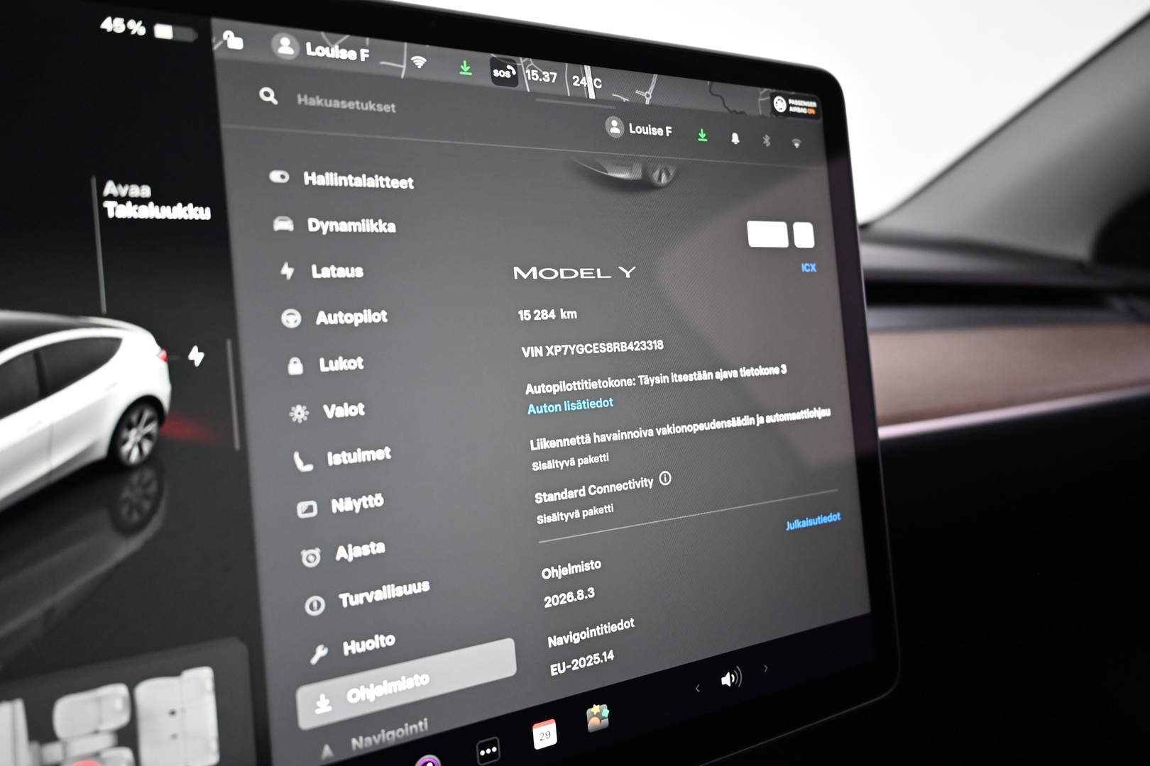 TESLA Model Y 2024