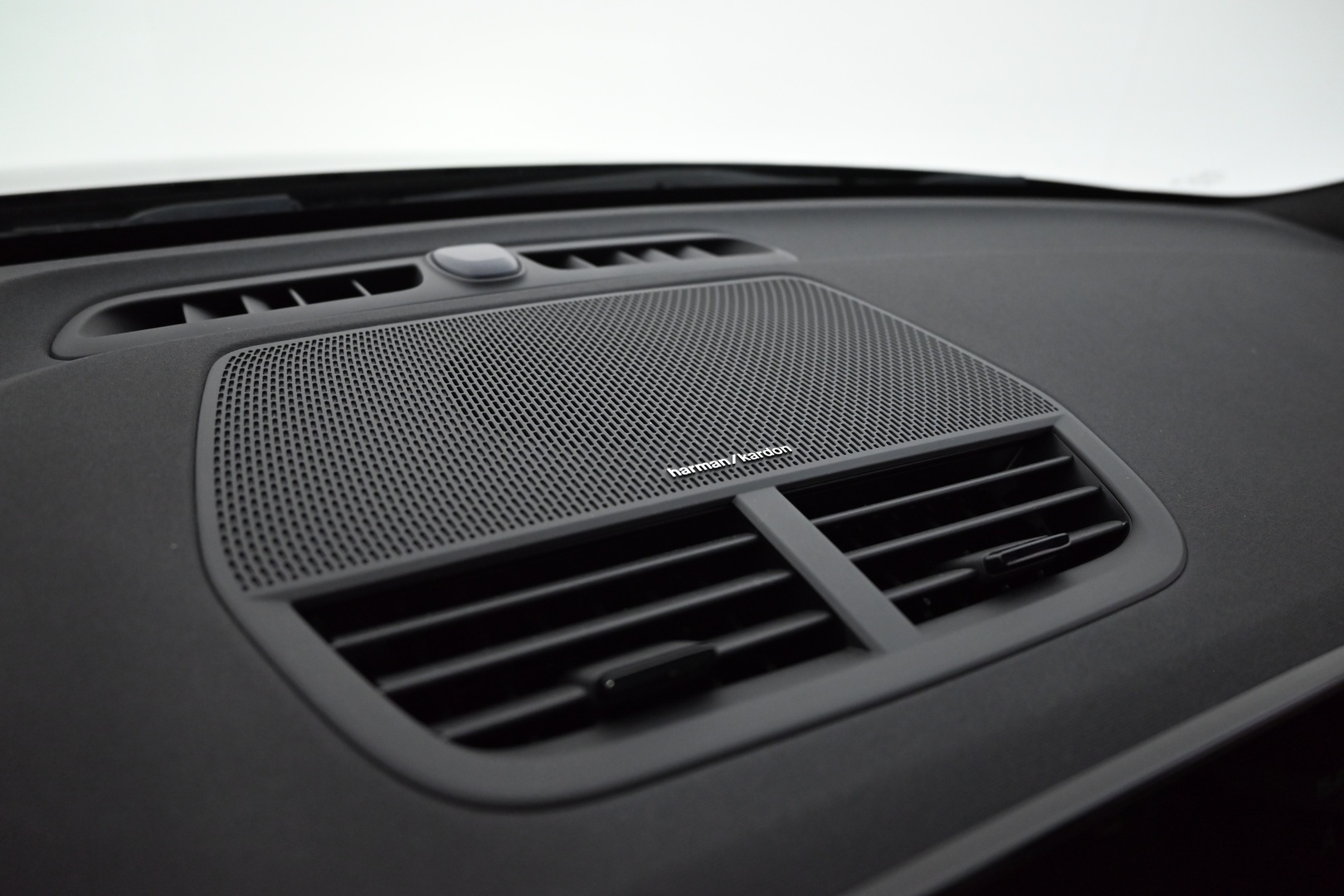 POLESTAR 2 2024