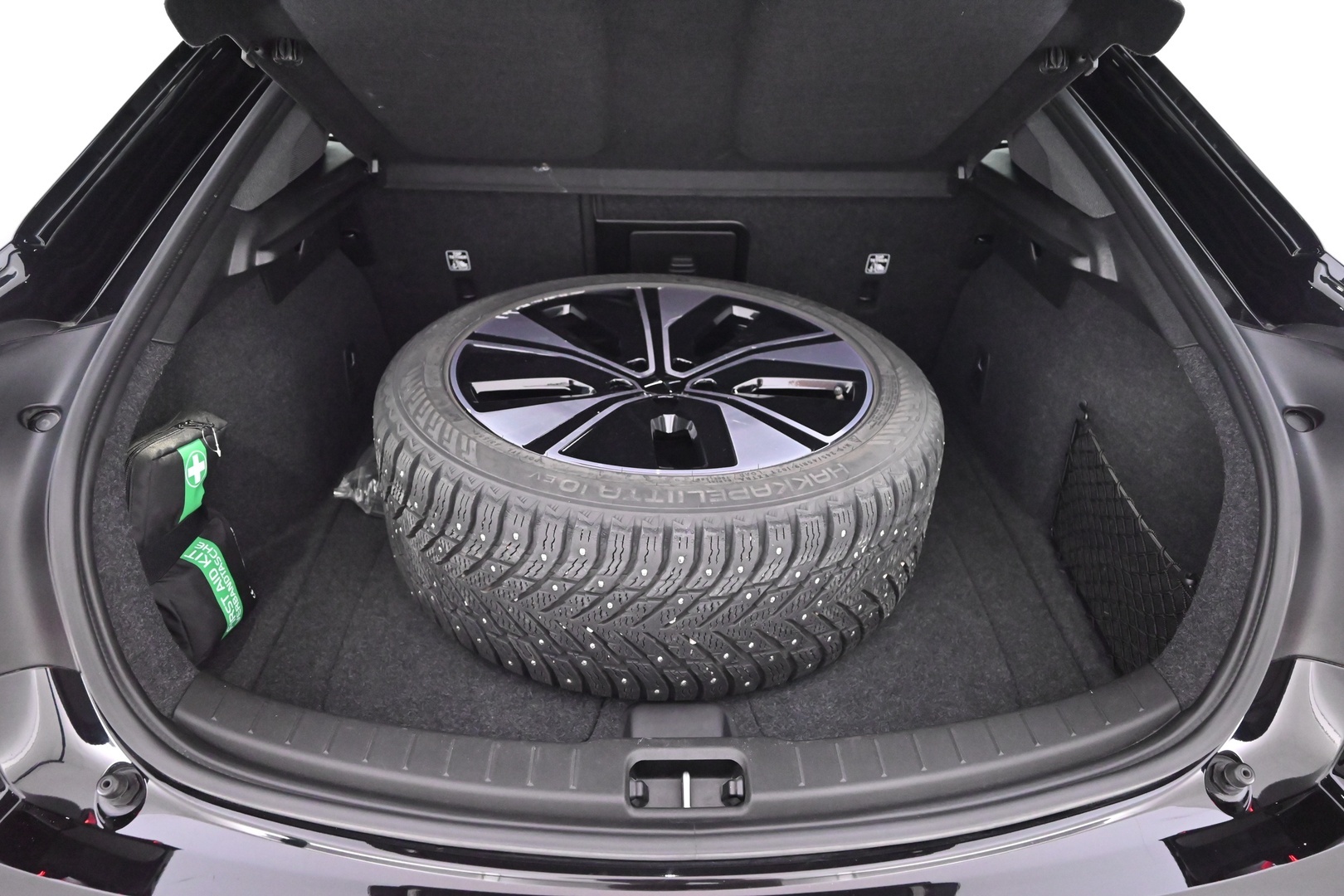 POLESTAR 2 2024