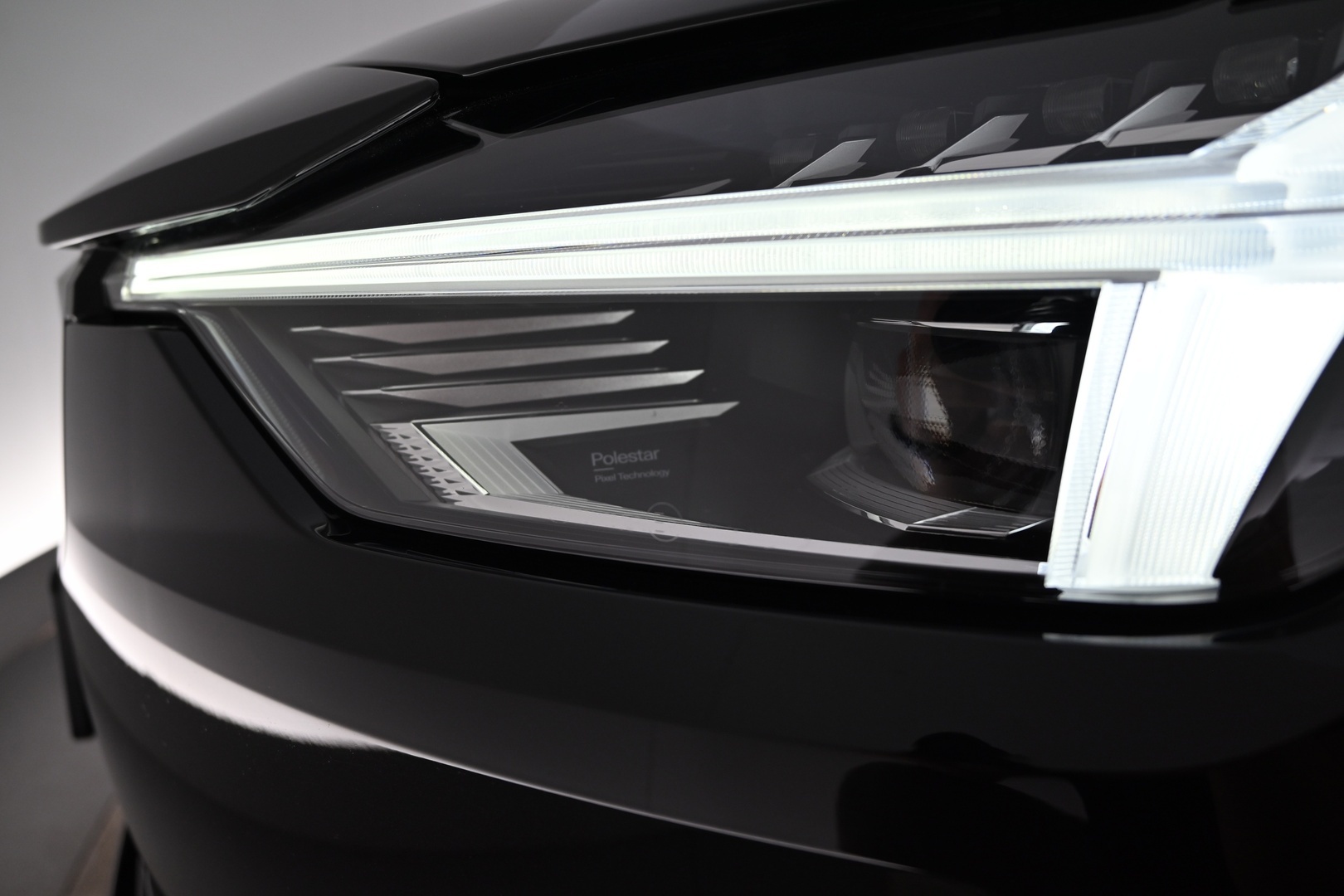 POLESTAR 2 2024