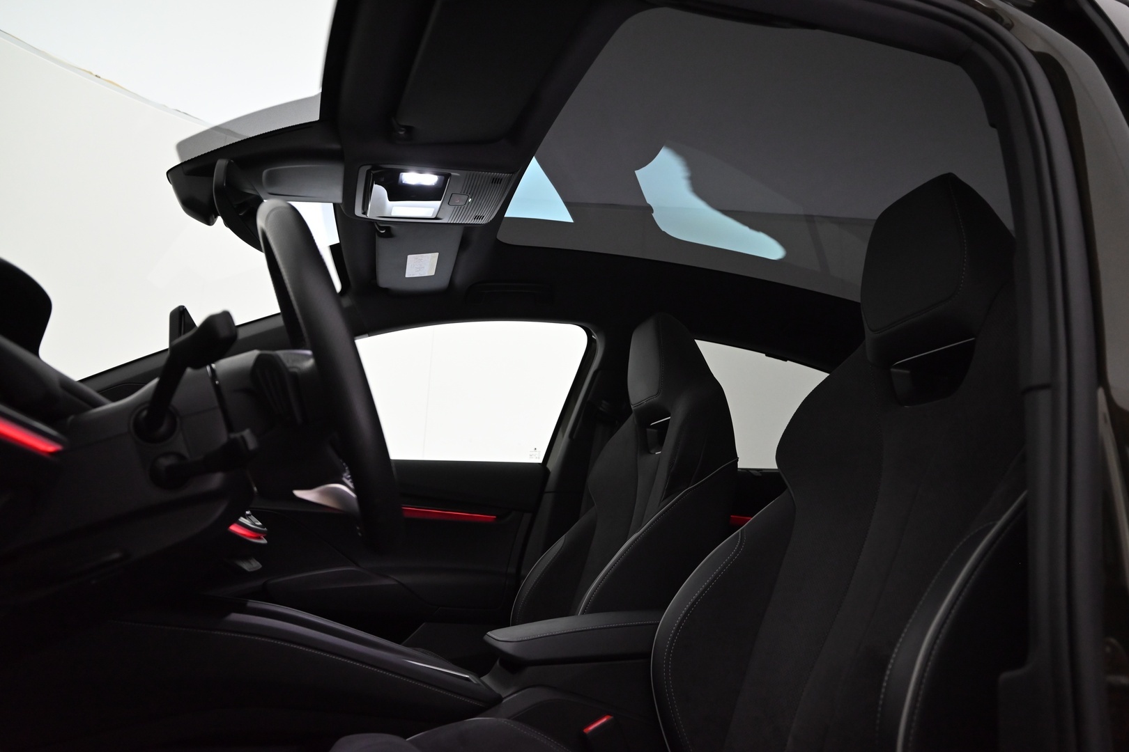 SKODA Enyaq 2025