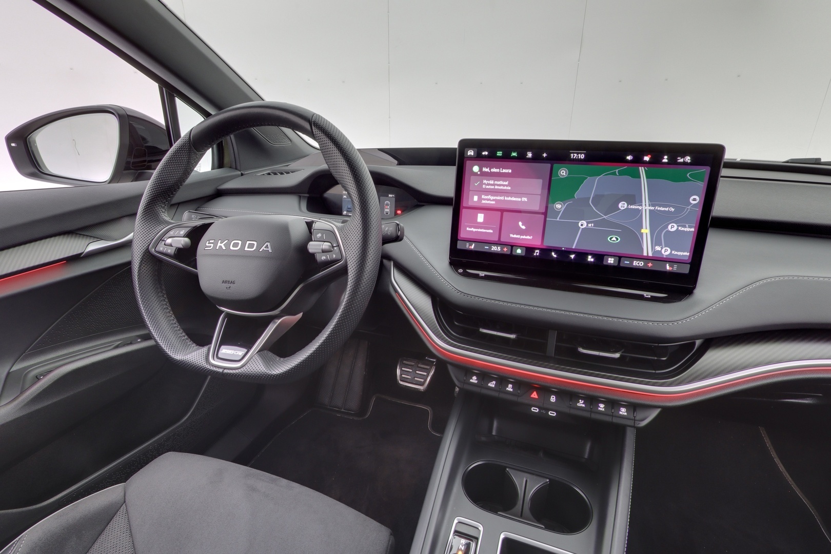 SKODA Enyaq 2025