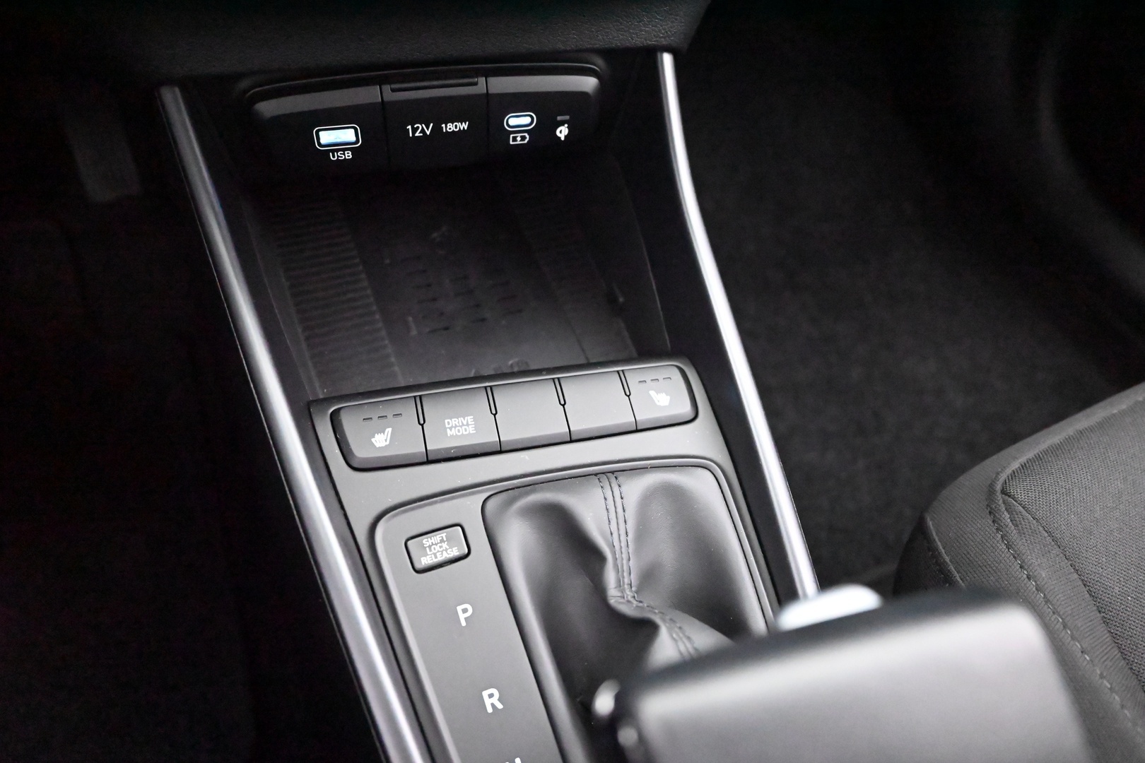 HYUNDAI i20 Hatchback 2024