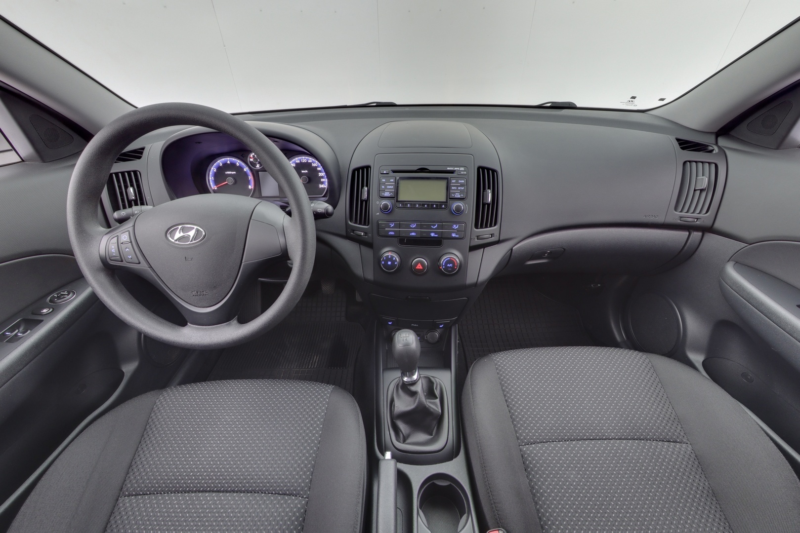 HYUNDAI i30 2011