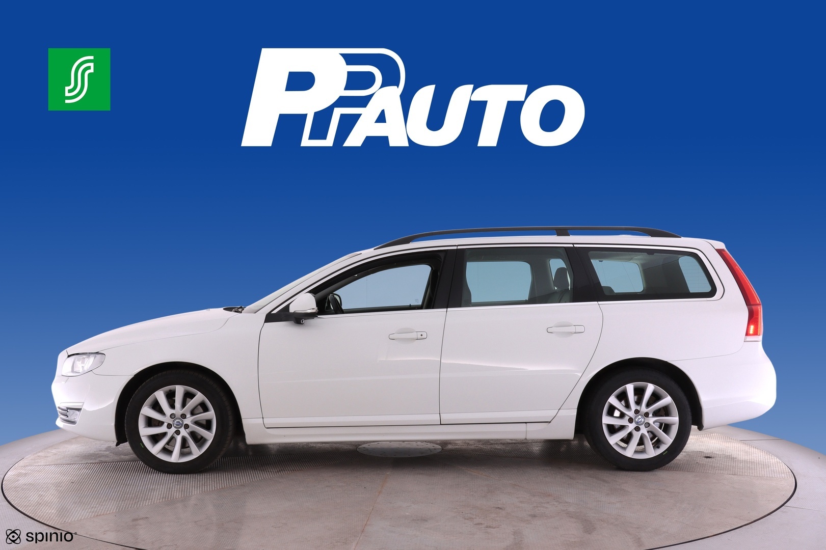 VOLVO V70 2015