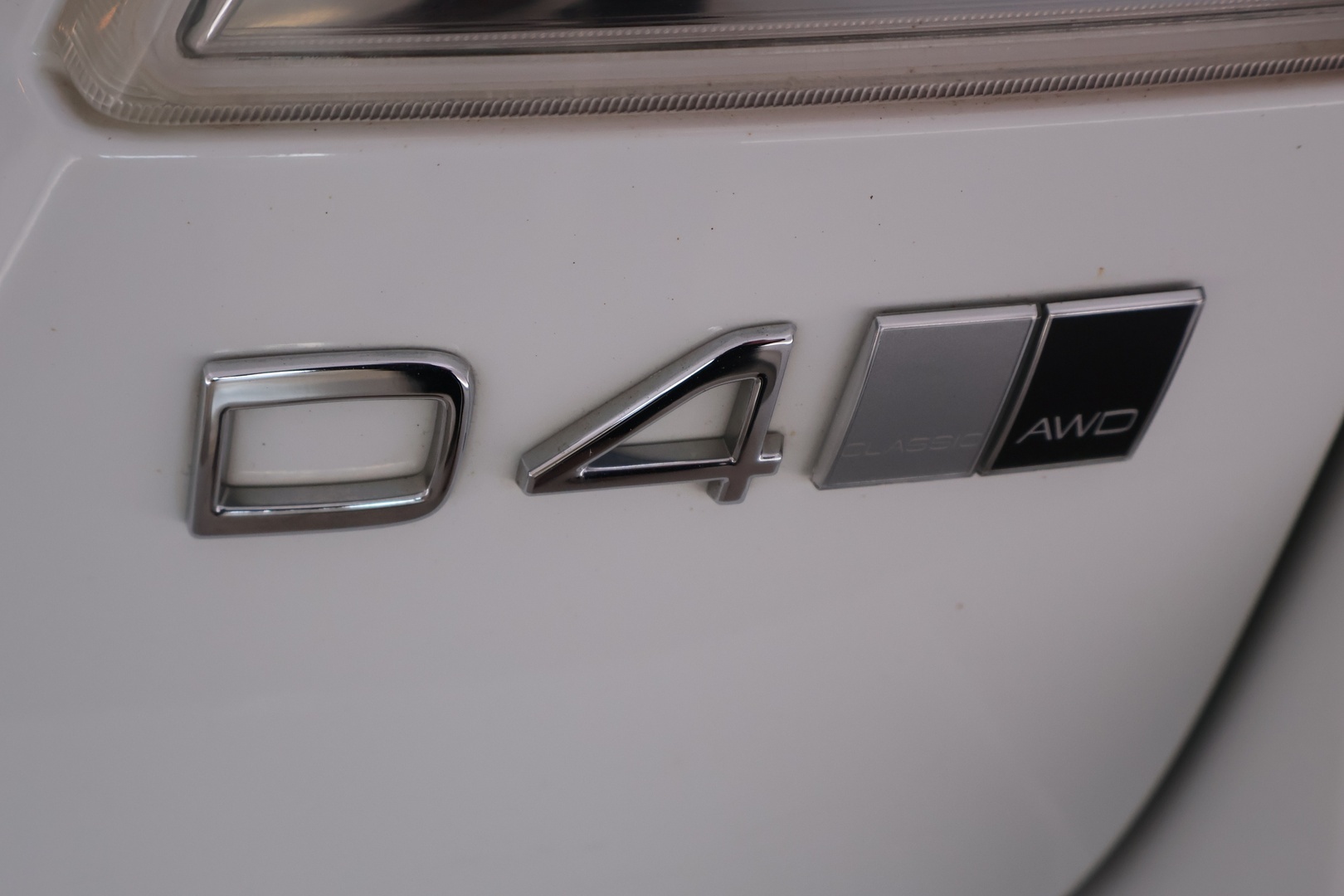 VOLVO V70 2015