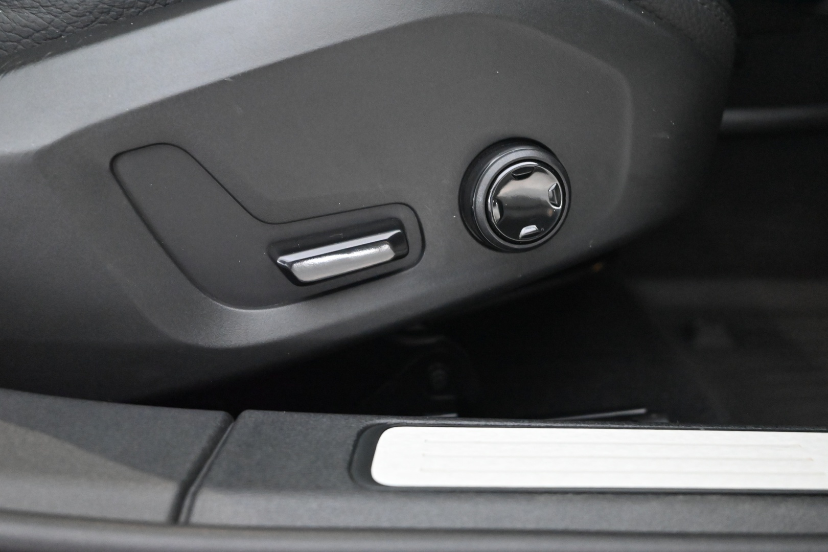VOLVO V60 2019