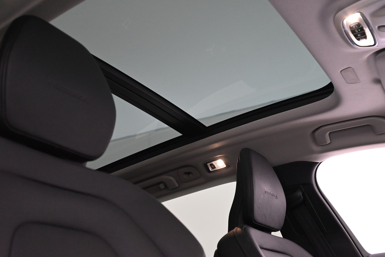 VOLVO V60 2019