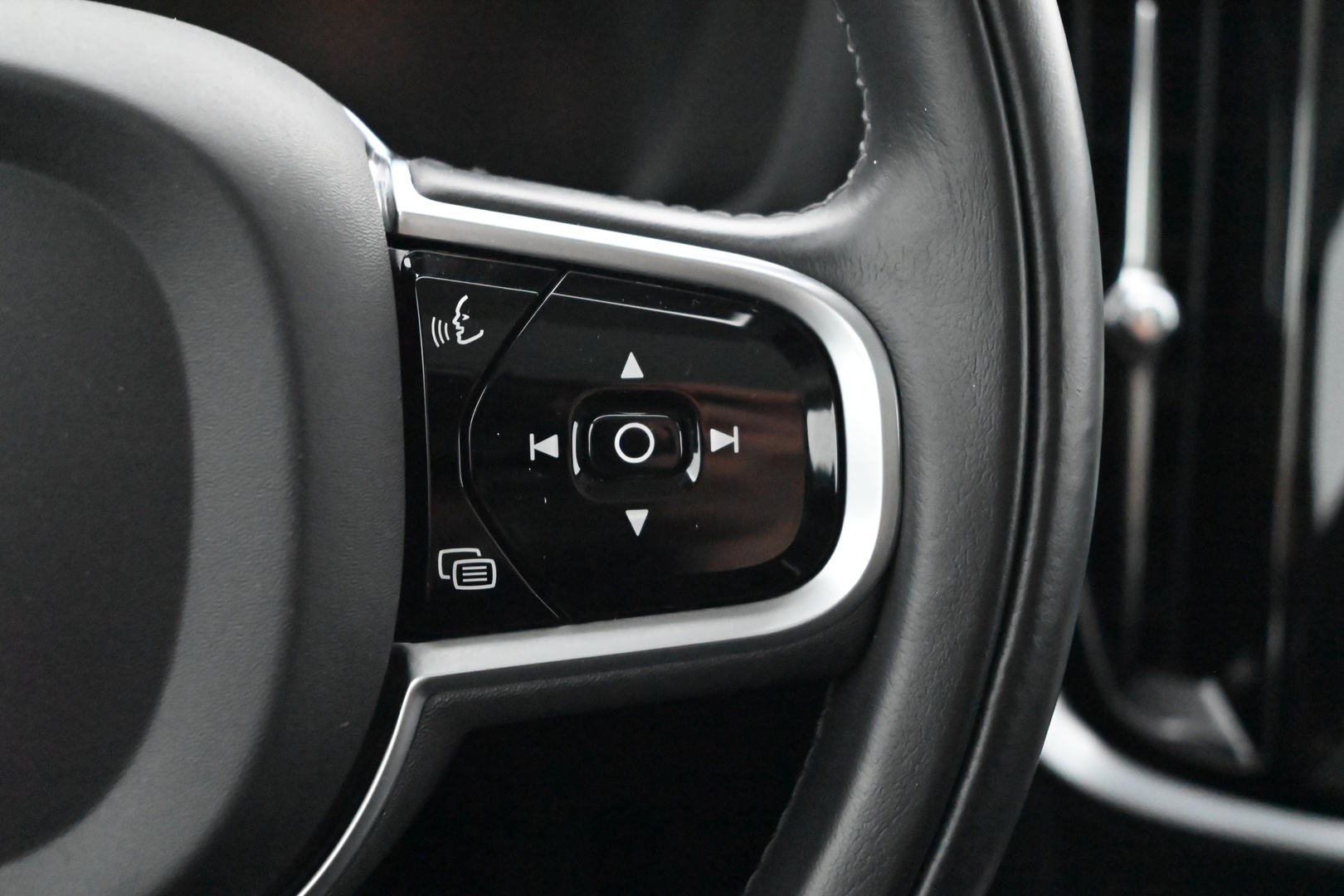 VOLVO V60 2019
