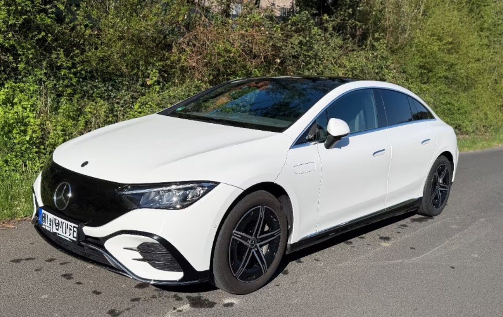 MERCEDES-BENZ EQE 2023