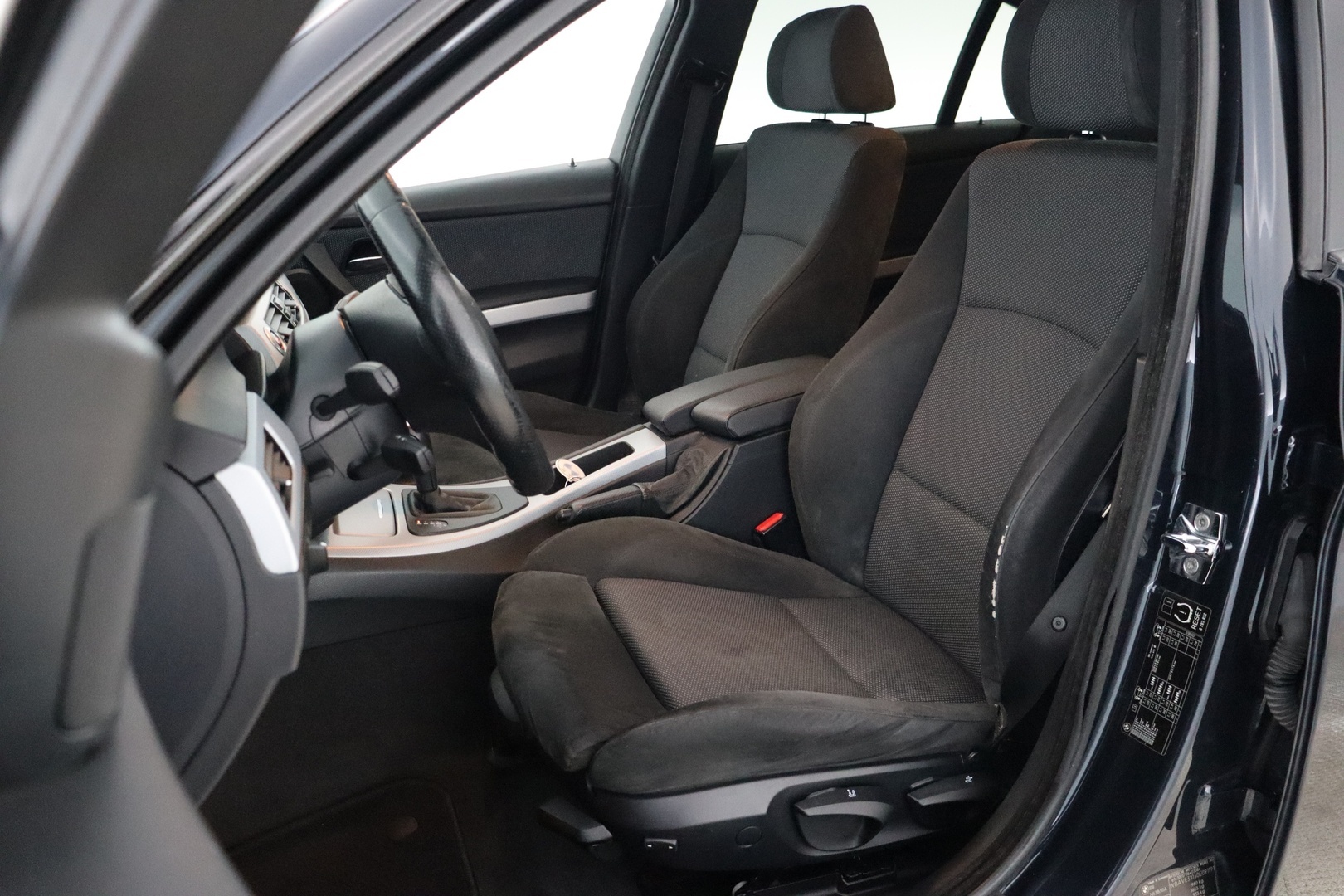 BMW 325 2008