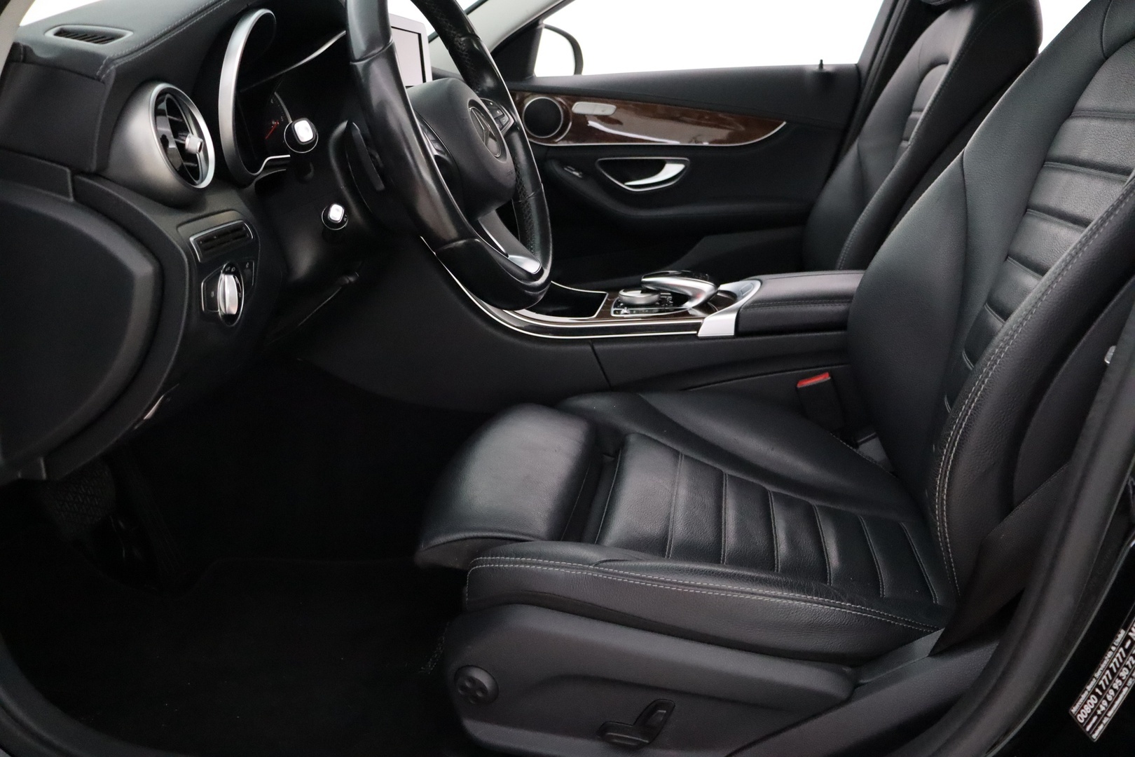 MERCEDES-BENZ C 2016