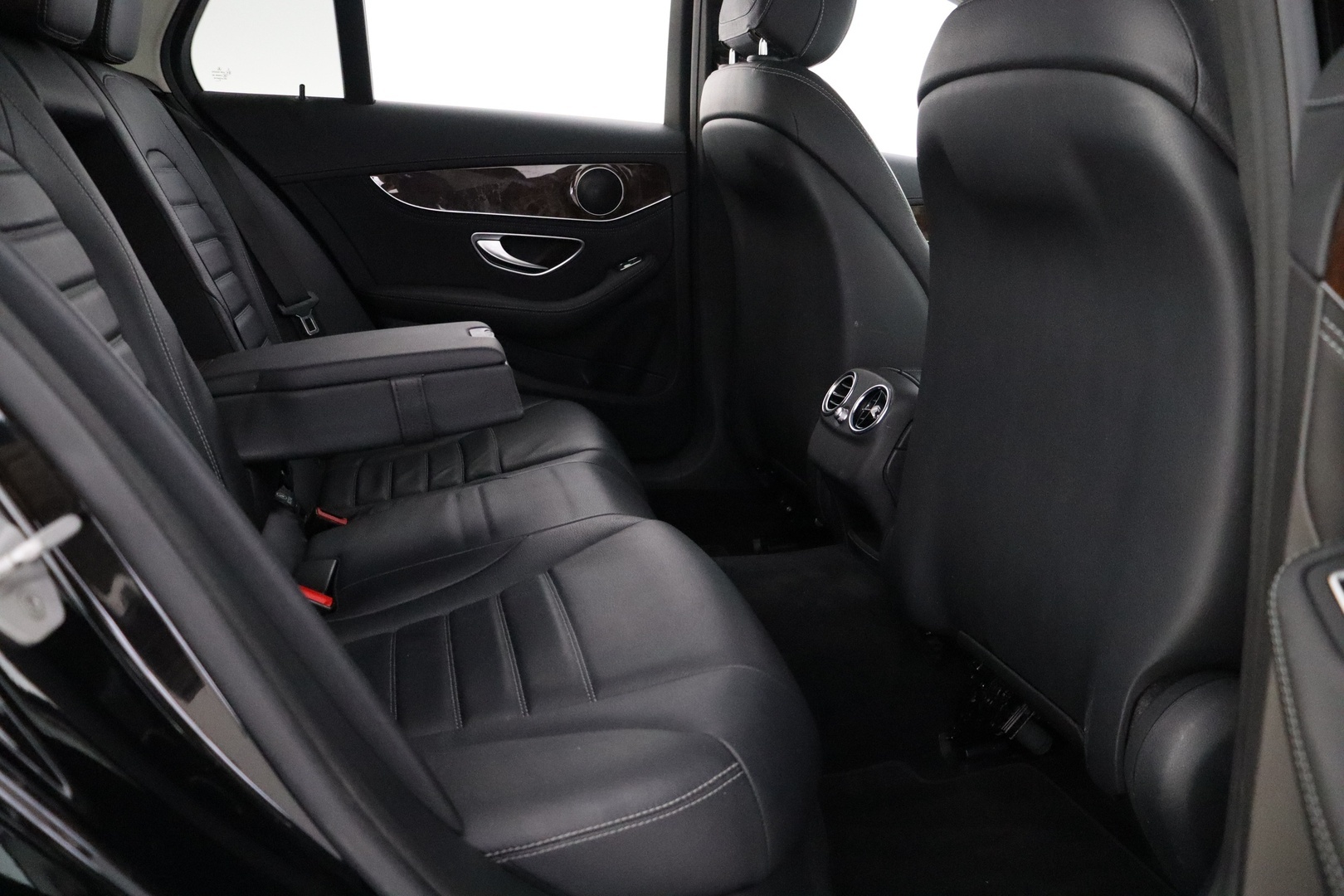 MERCEDES-BENZ C 2016