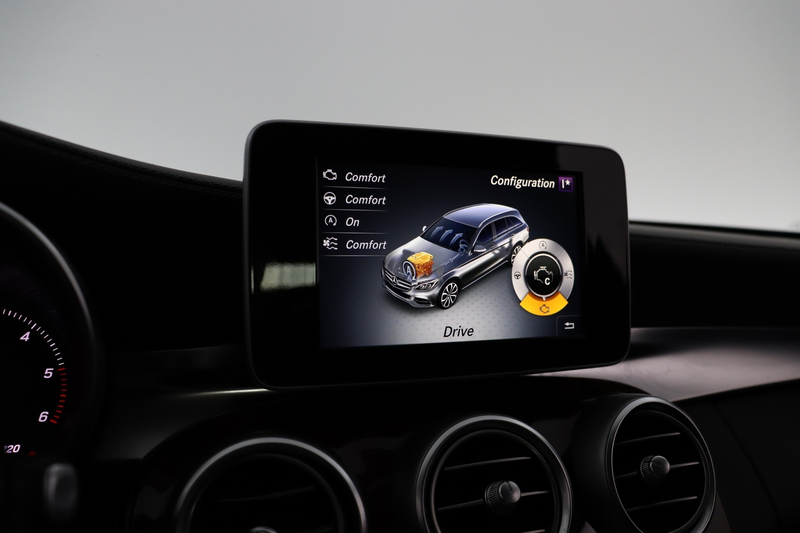 MERCEDES-BENZ C 2016