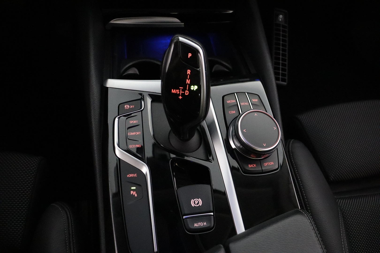 BMW 530 2019